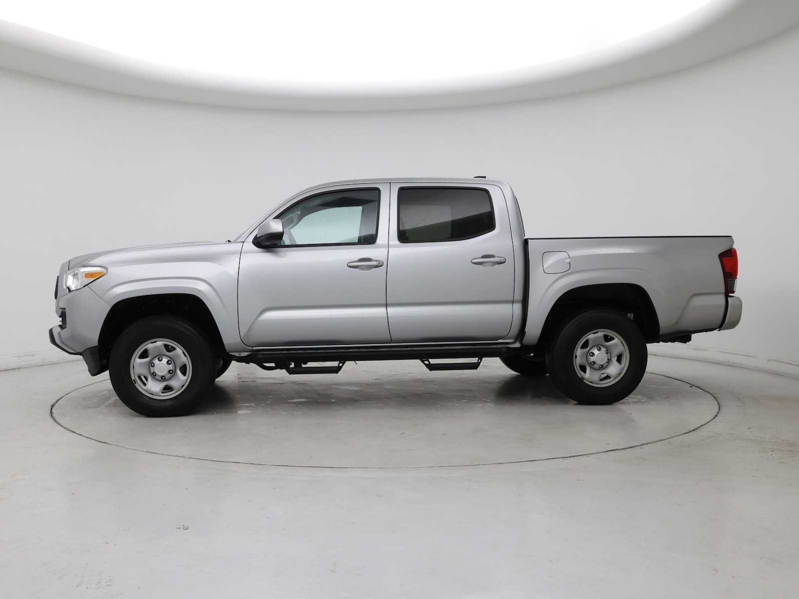 2023 Toyota Tacoma SR - Photo 4