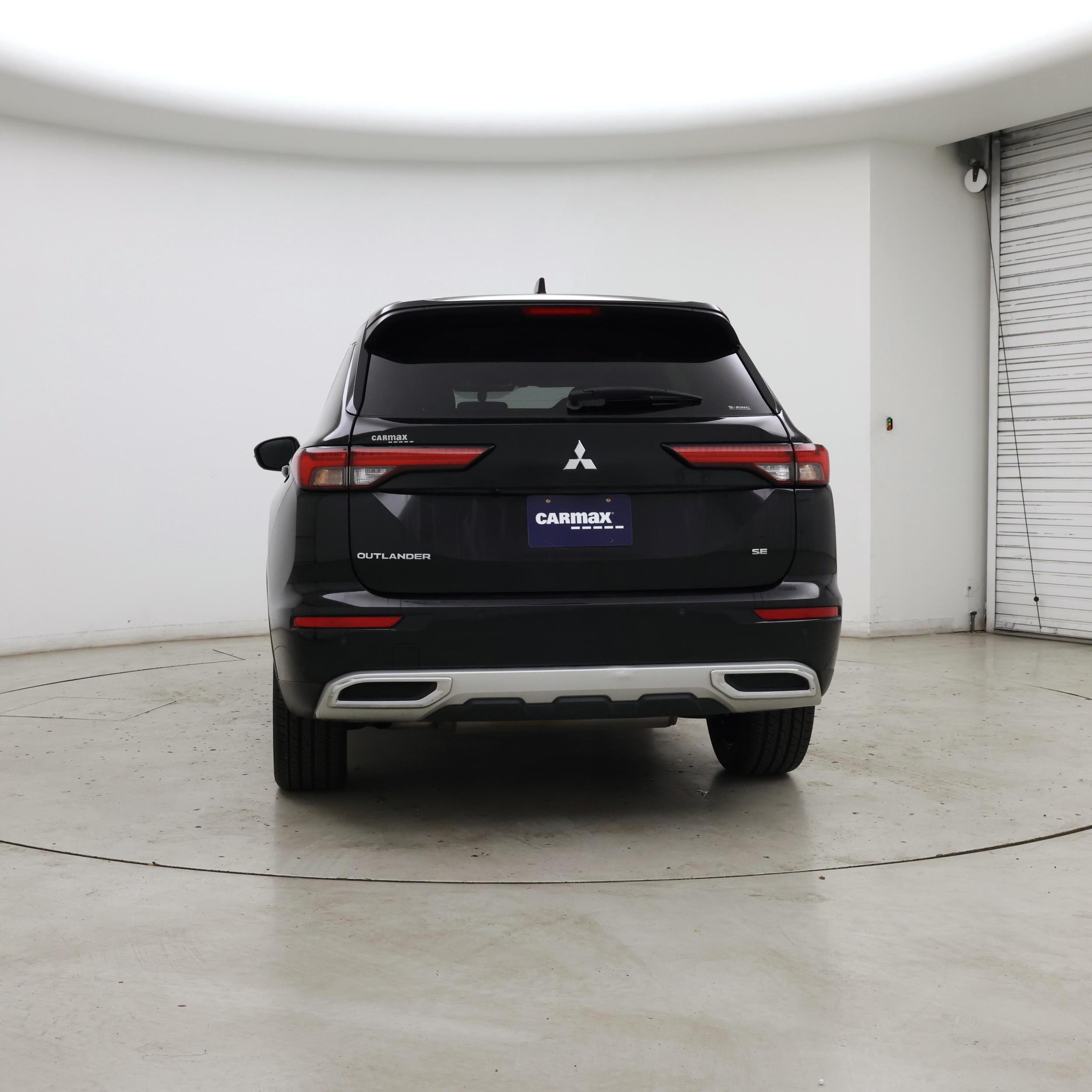 Thumbnail: 2022 Mitsubishi Outlander - 6