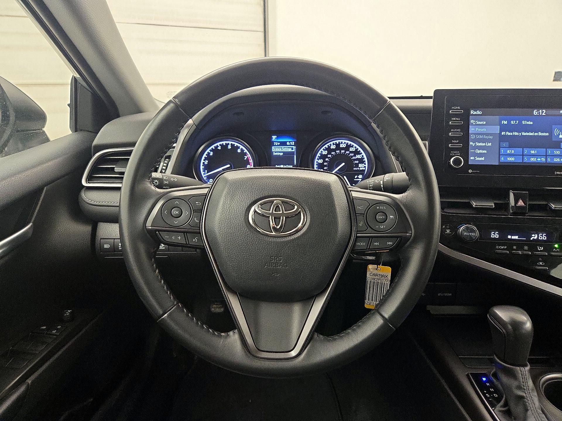 Thumbnail: 2023 Toyota Camry - 10
