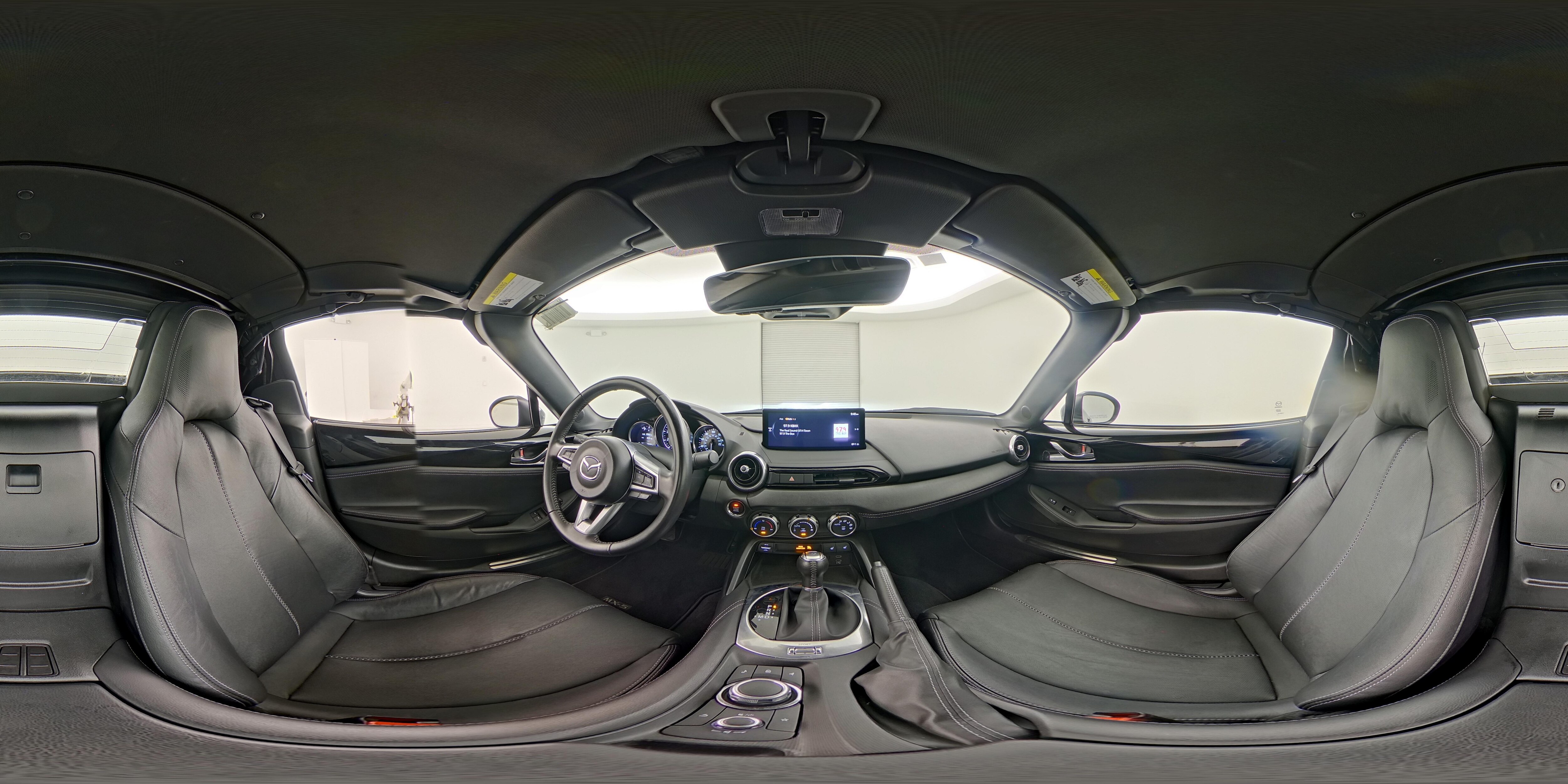 2025 Mazda MX-5 Miata RF Grand Touring - Photo 24