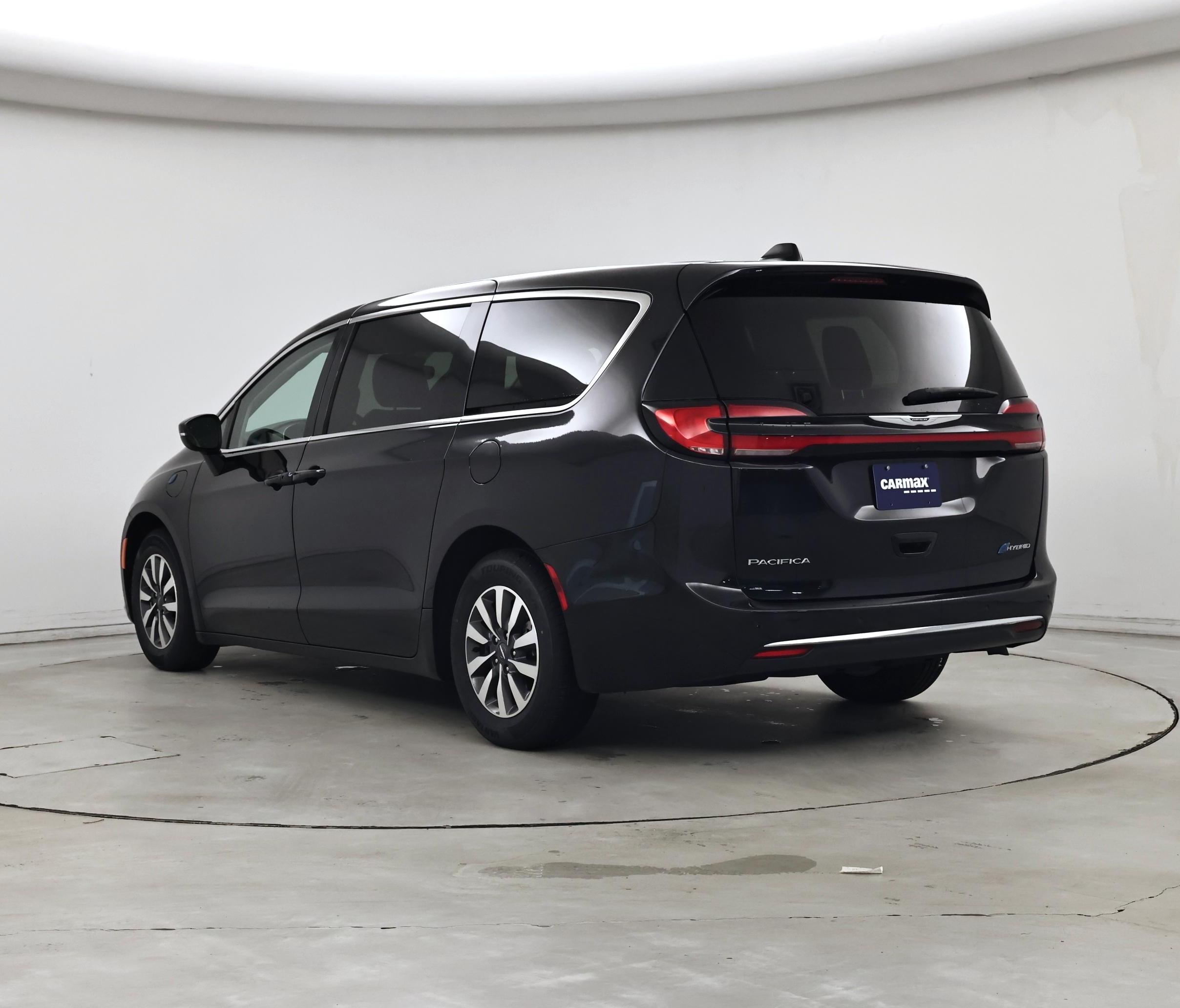 Thumbnail: 2023 Chrysler Pacifica - 2