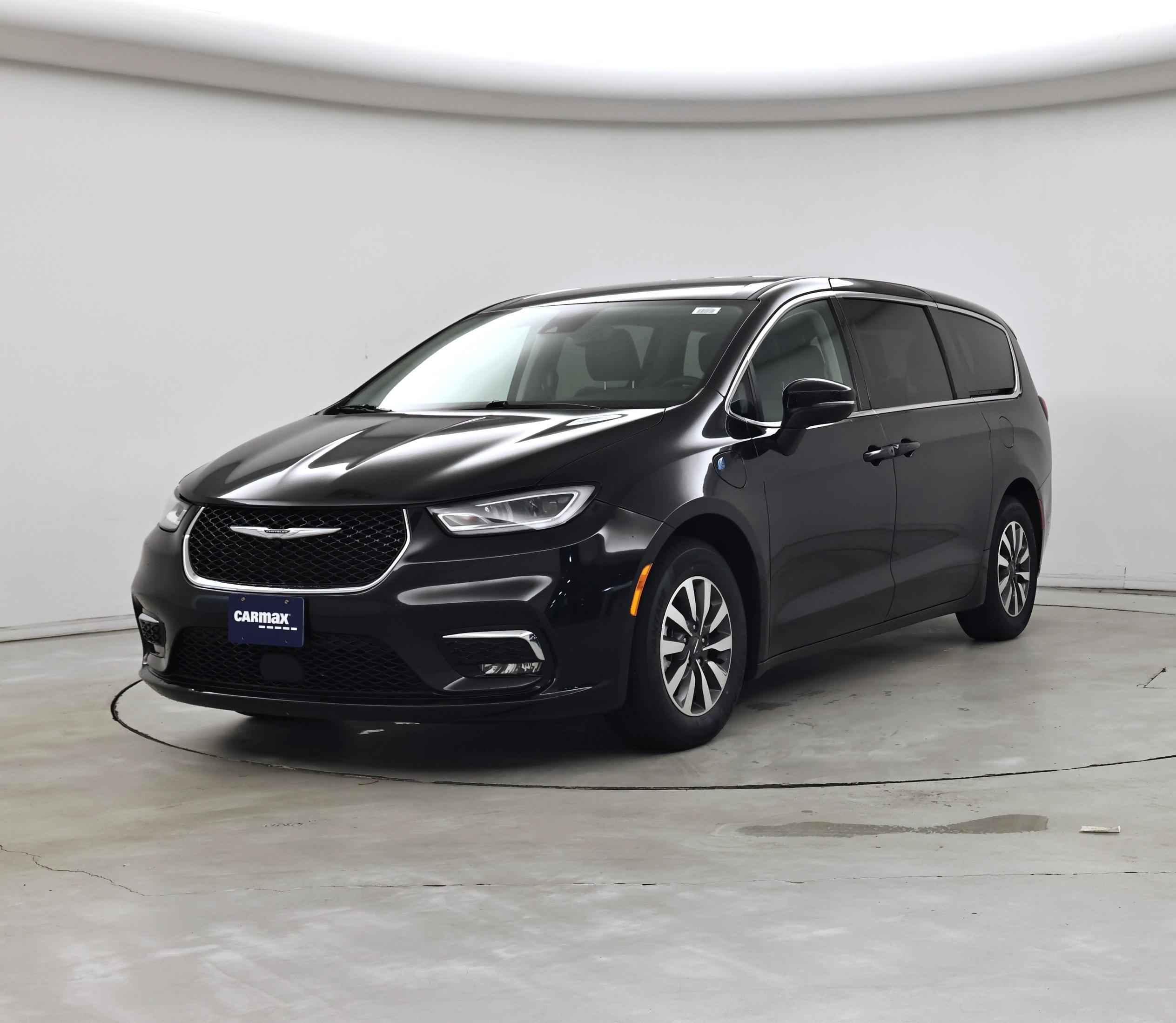 Thumbnail: 2023 Chrysler Pacifica - 4