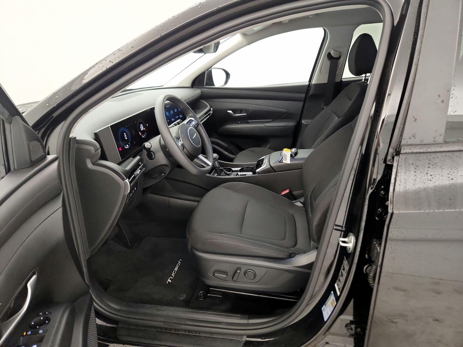 2025 Hyundai Tucson SEL - Photo 12