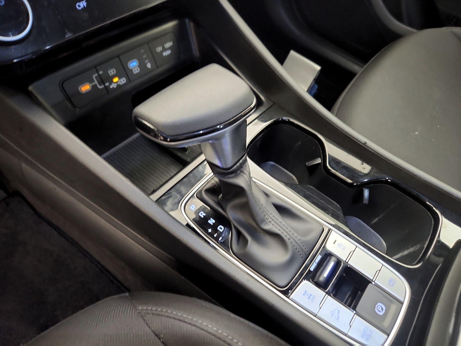 2025 Hyundai Tucson SEL - Photo 16