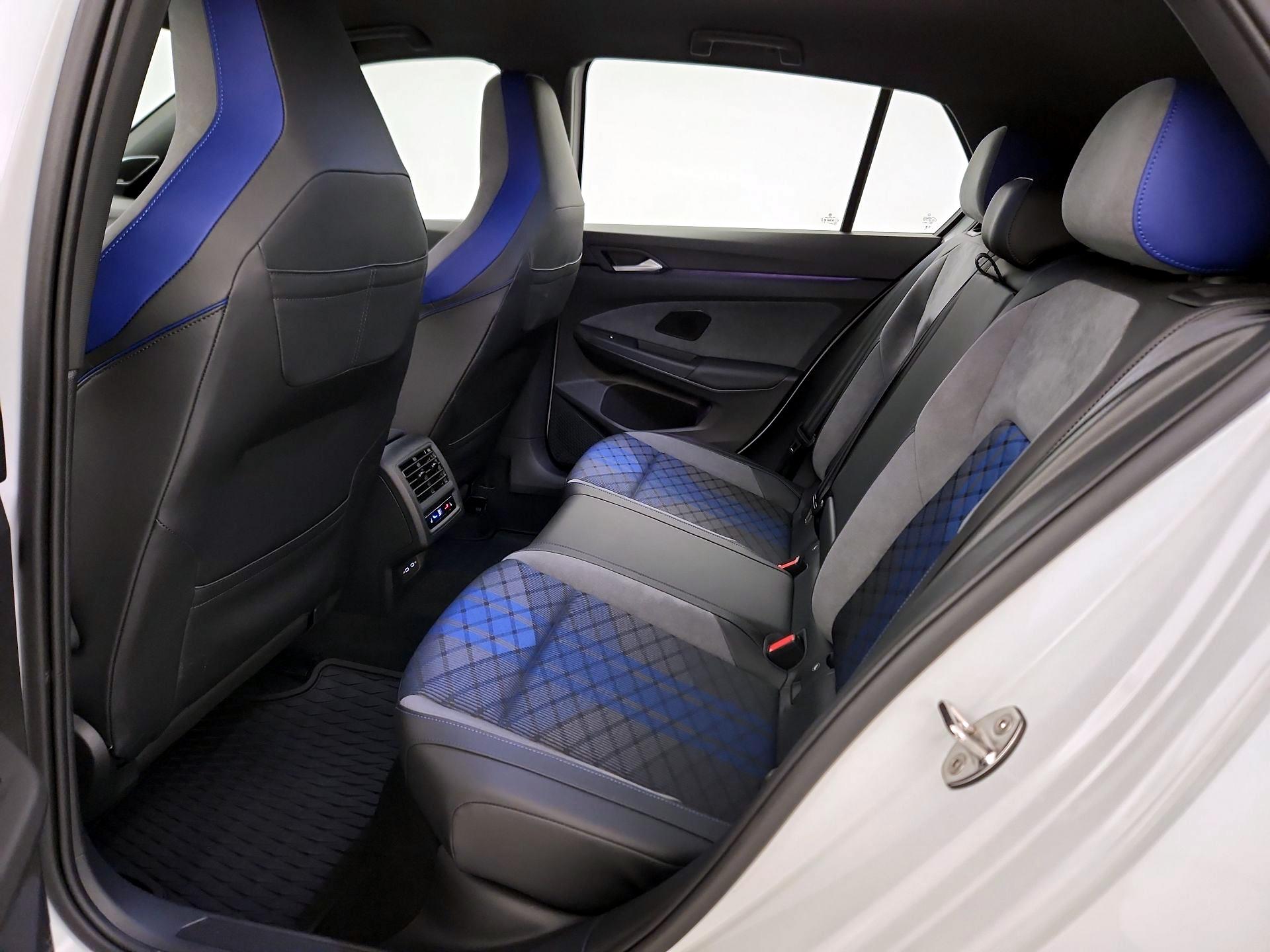 Thumbnail: 2025 Volkswagen Golf - 20