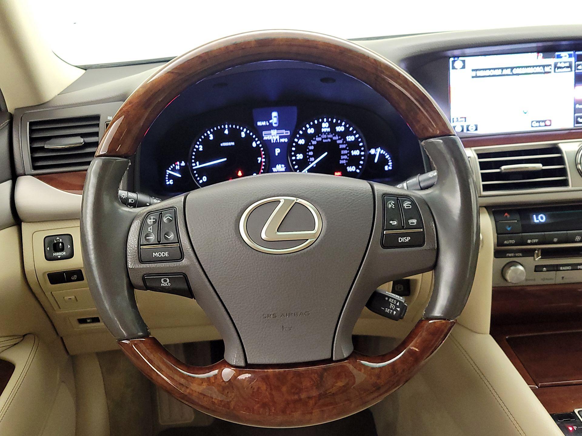 Thumbnail: 2015 Lexus LS - 10