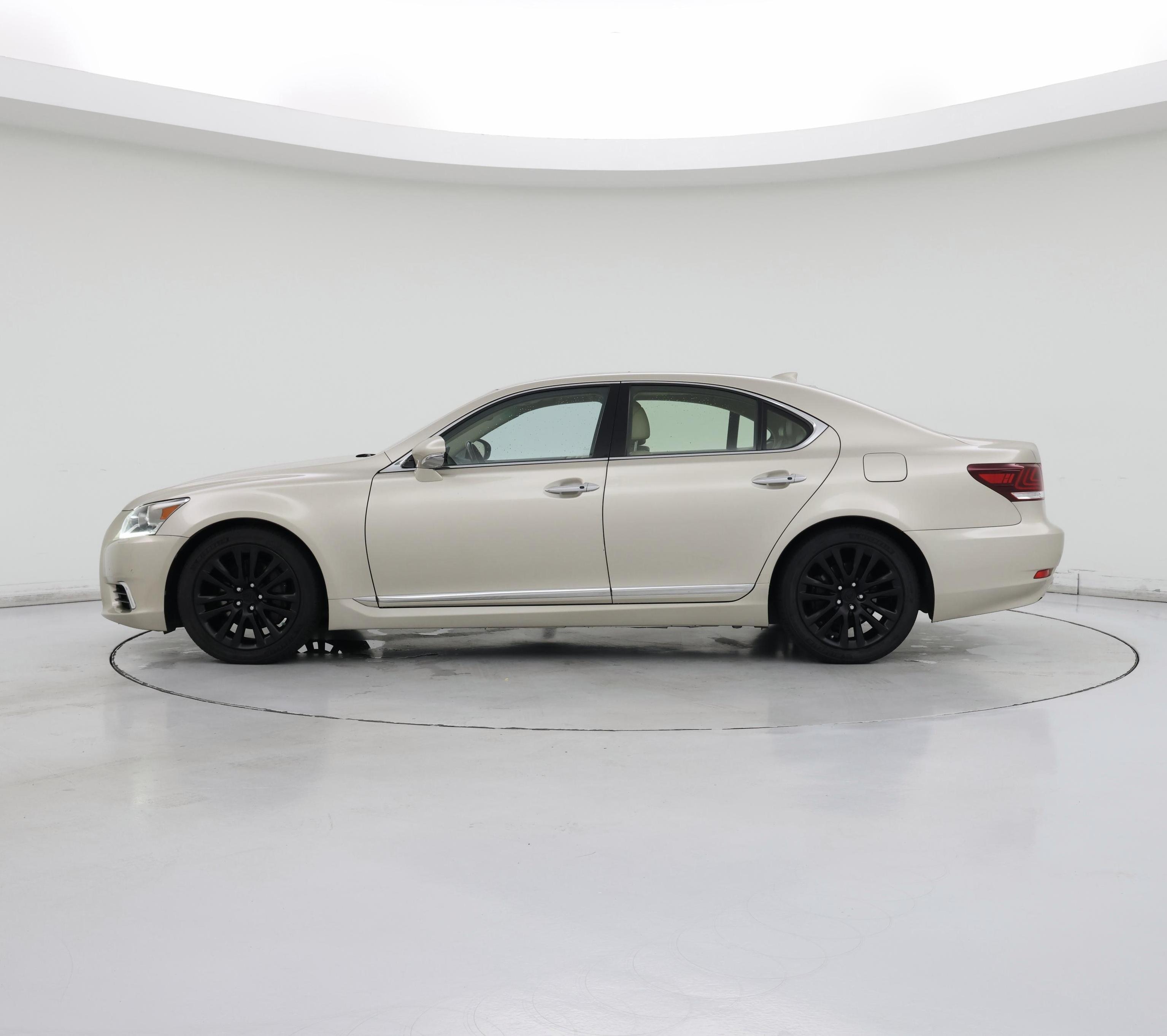 Thumbnail: 2015 Lexus LS - 3