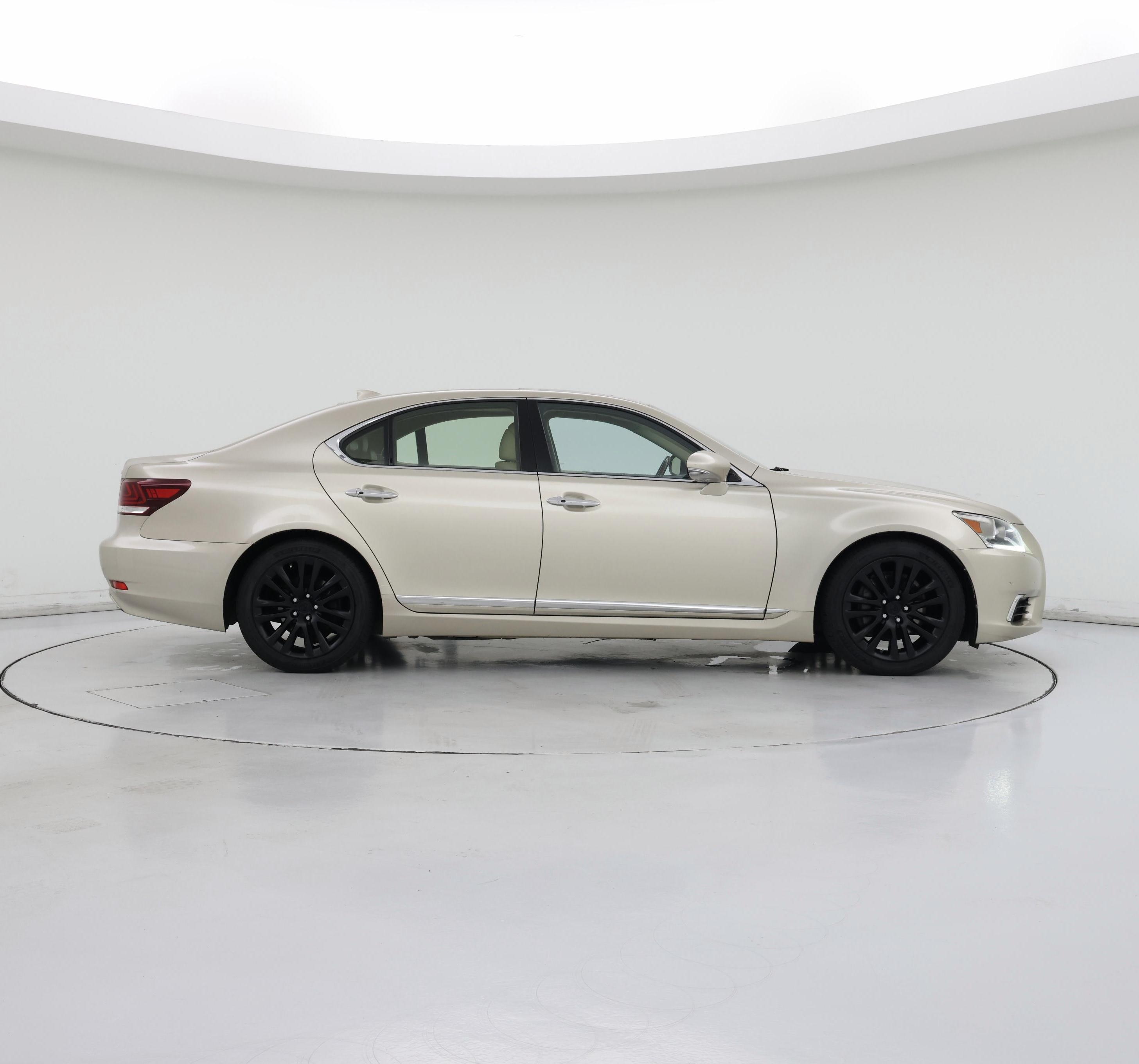 Thumbnail: 2015 Lexus LS - 7