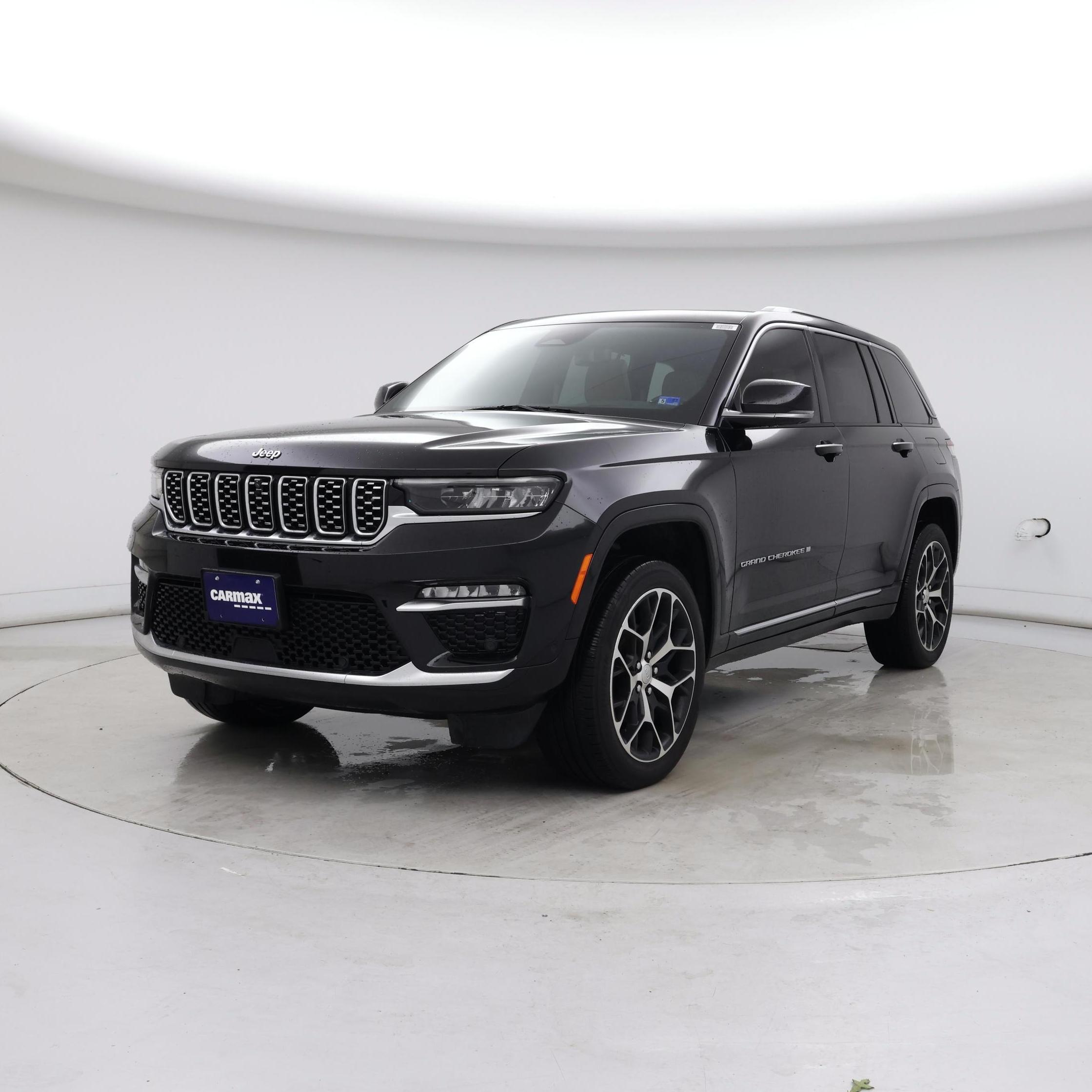 Thumbnail: 2023 Jeep Grand Cherokee - 4