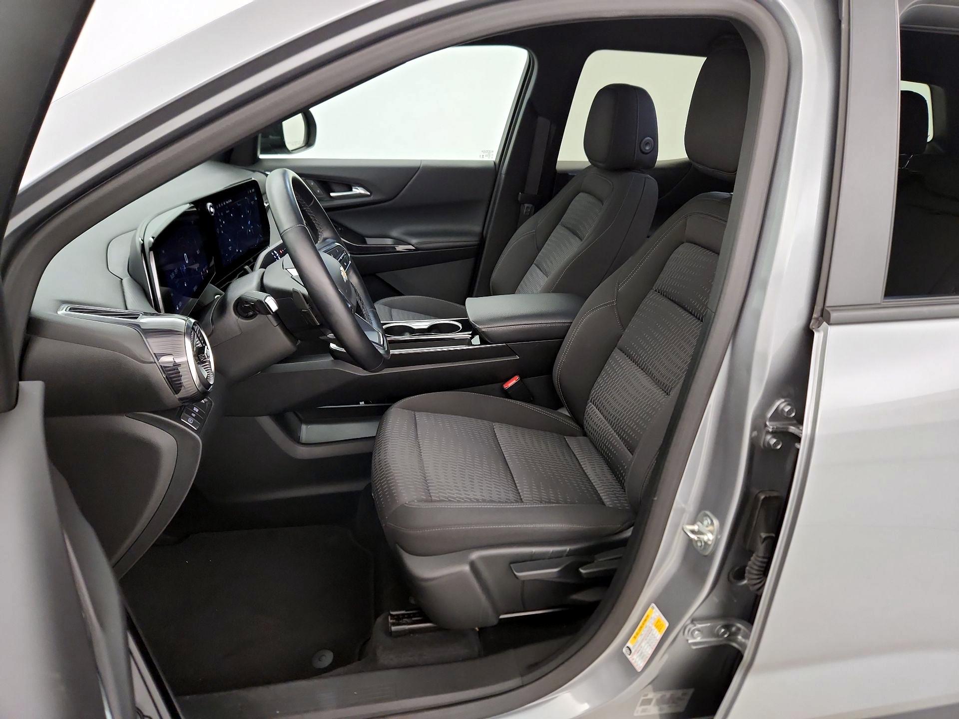 Thumbnail: 2025 Chevrolet Equinox - 11