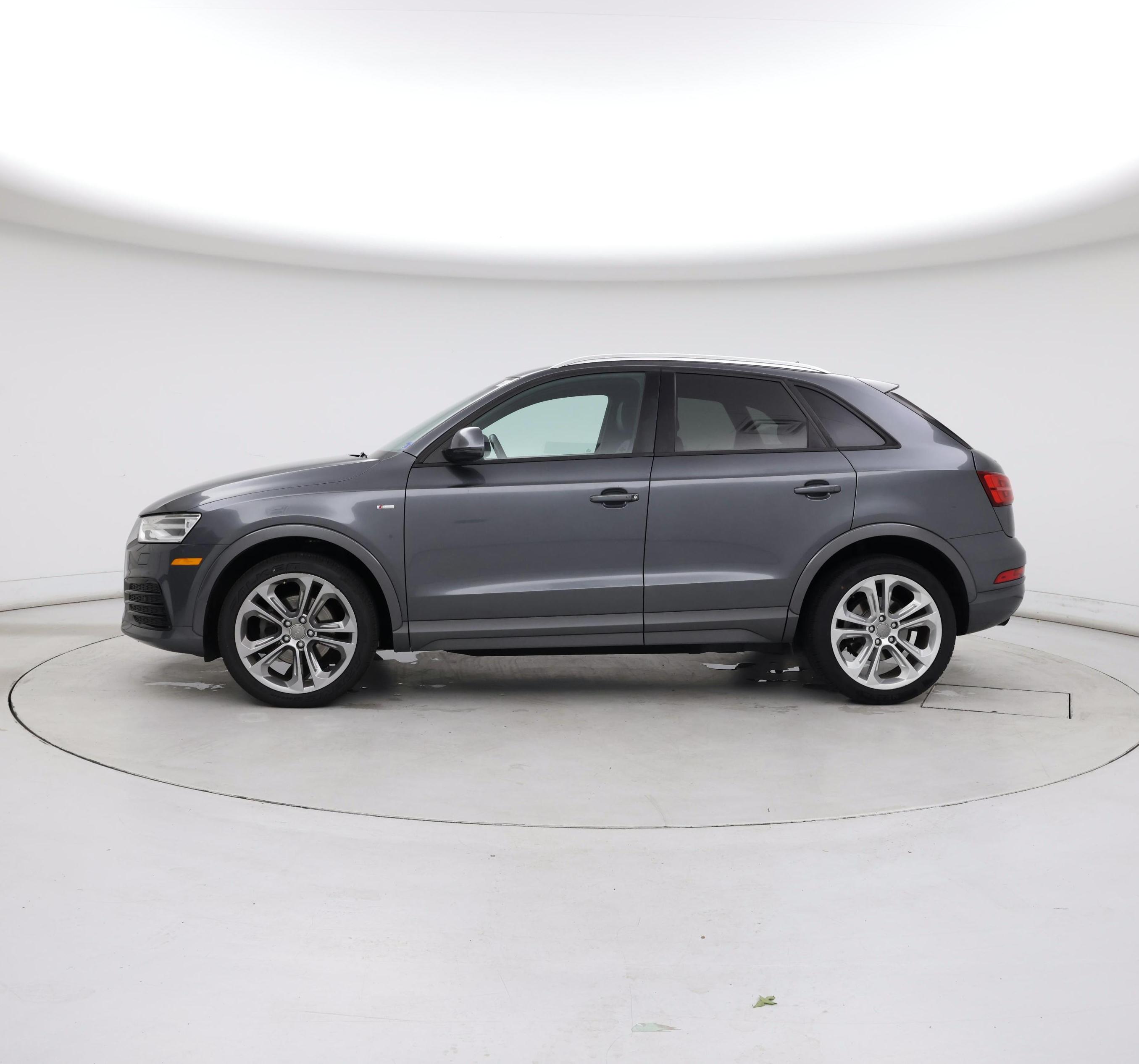 Thumbnail: 2018 Audi Q3 - 3