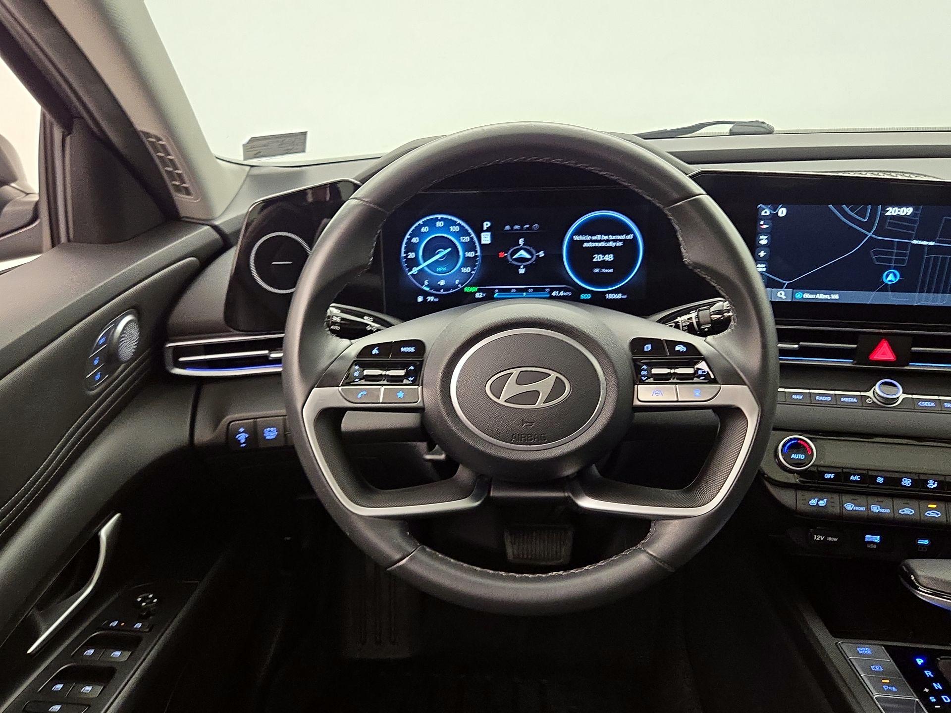 Thumbnail: 2024 Hyundai Elantra - 10
