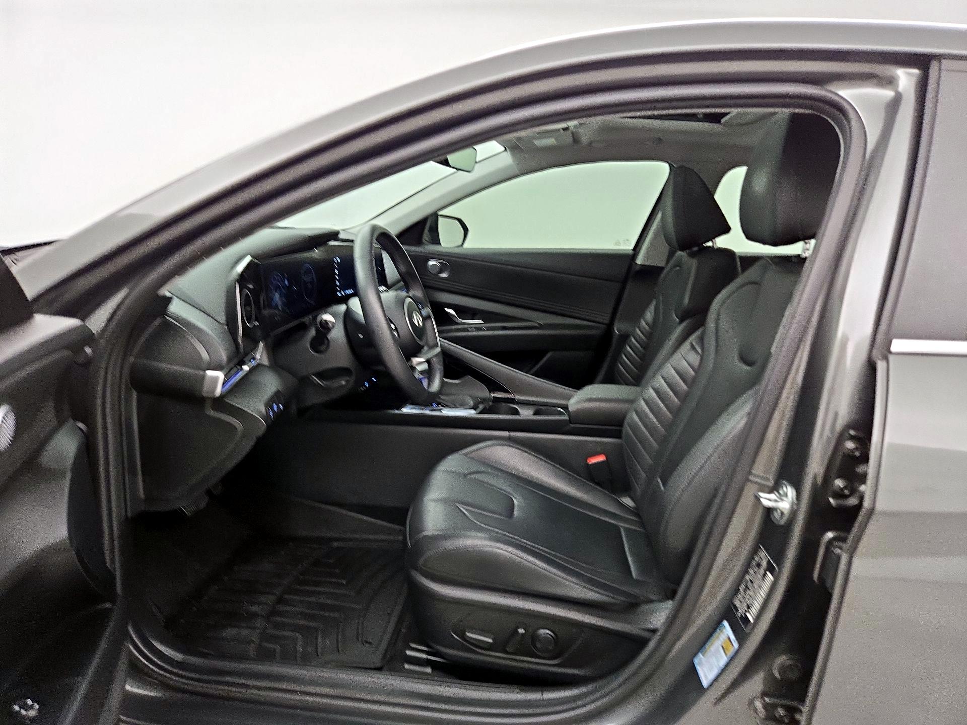 Thumbnail: 2024 Hyundai Elantra - 11