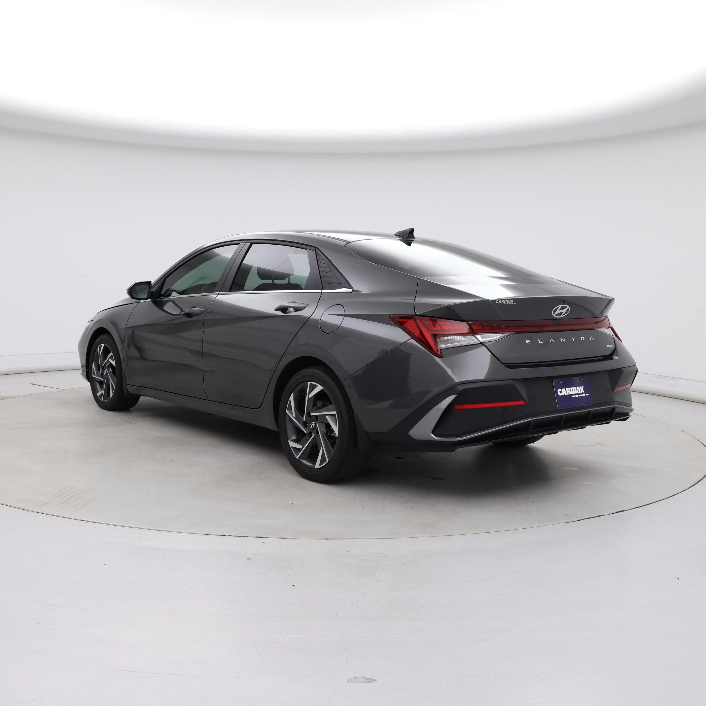 Thumbnail: 2024 Hyundai Elantra - 2