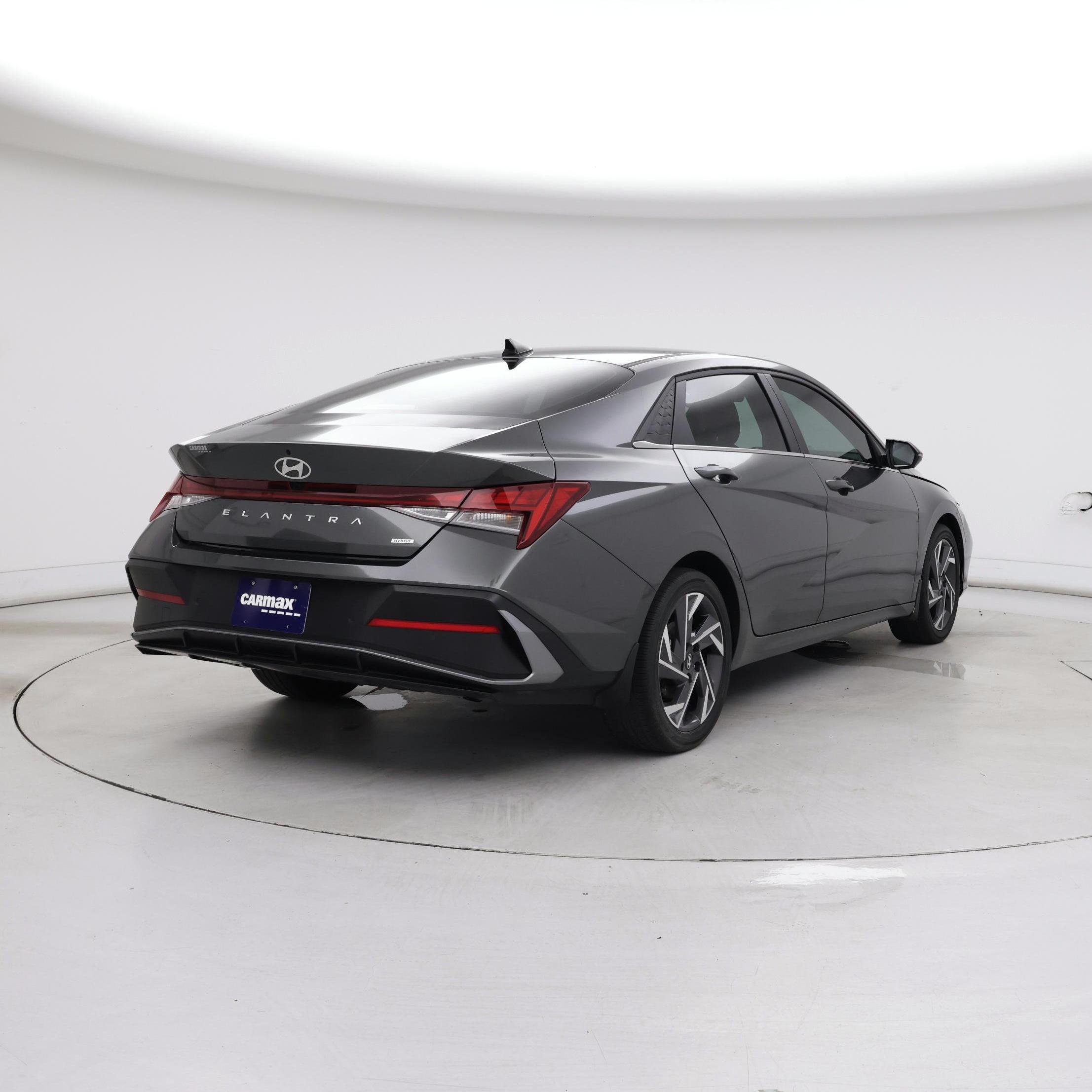 Thumbnail: 2024 Hyundai Elantra - 8
