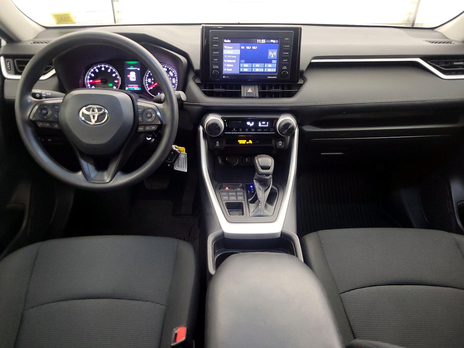 Thumbnail: 2021 Toyota RAV4 - 9