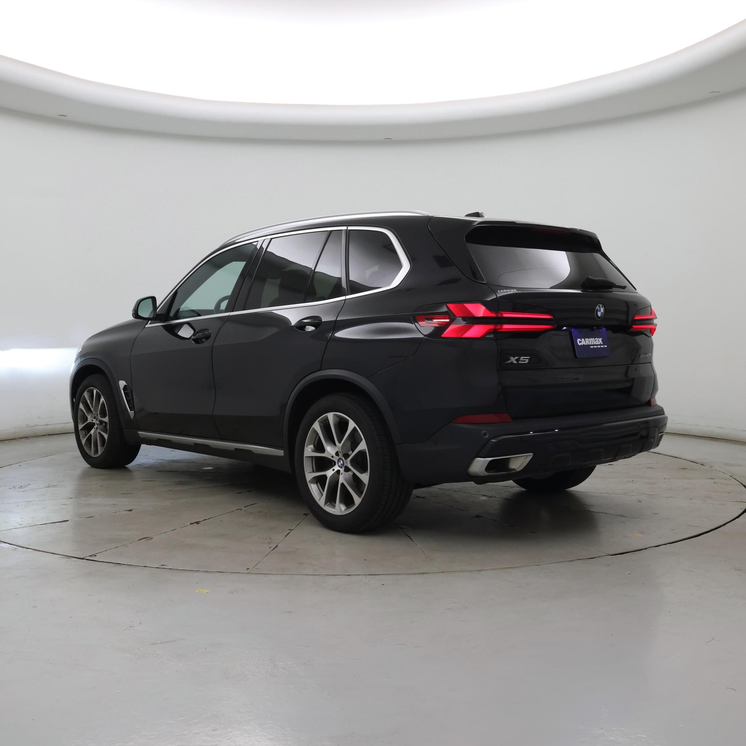 Thumbnail: 2024 BMW X5 - 2