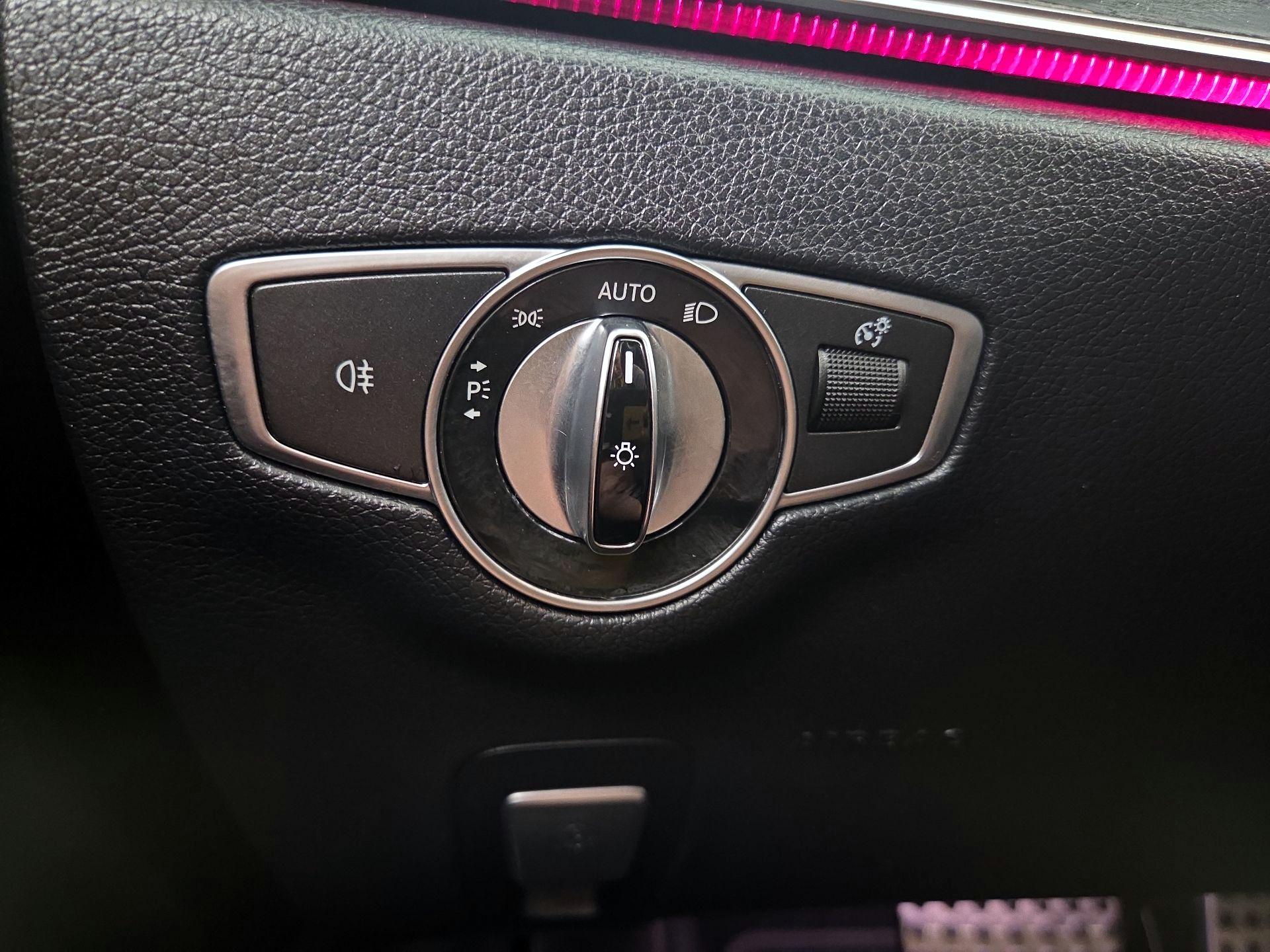 Thumbnail: 2020 Mercedes-Benz E-Class - 13