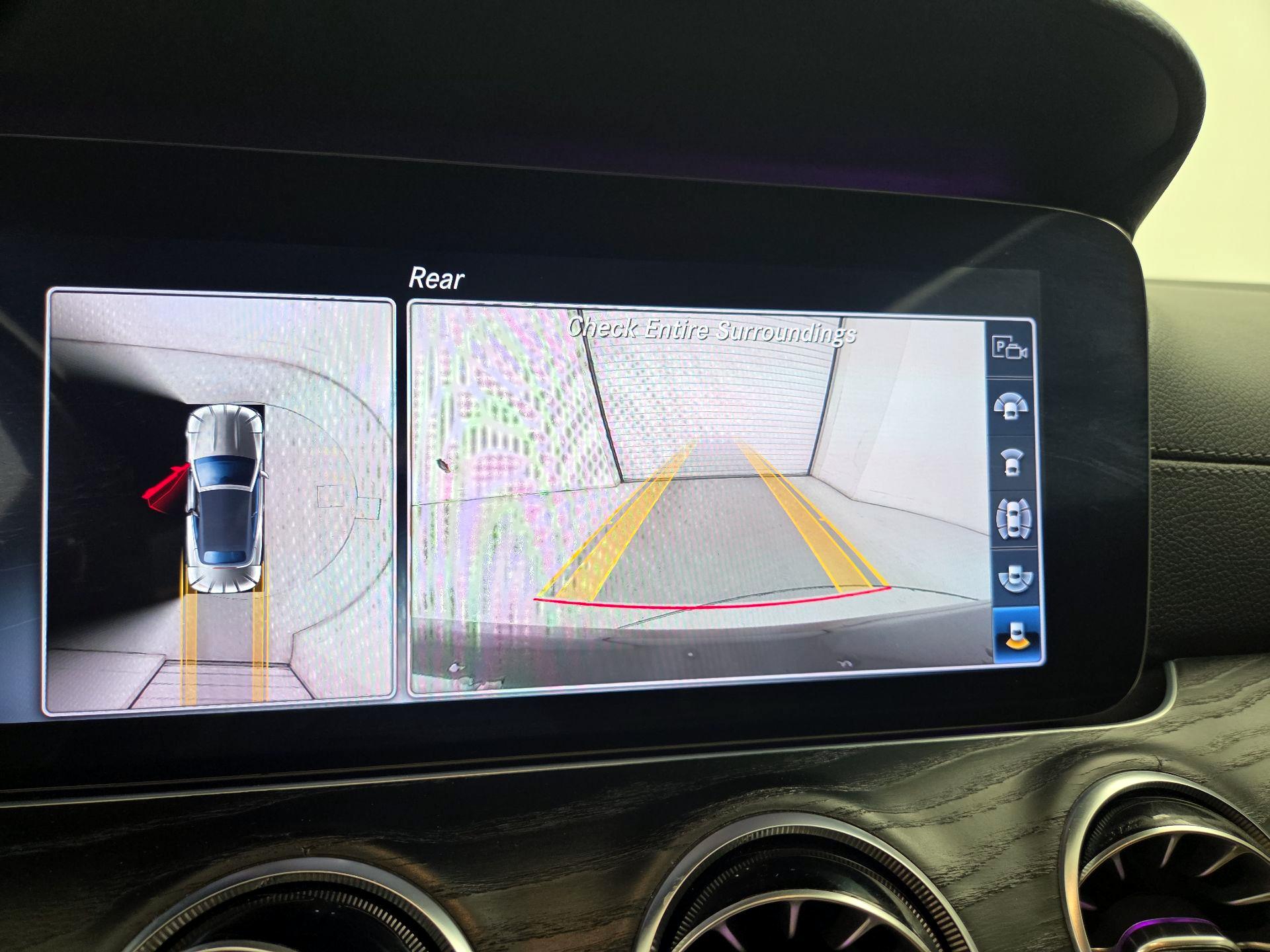 Thumbnail: 2020 Mercedes-Benz E-Class - 15