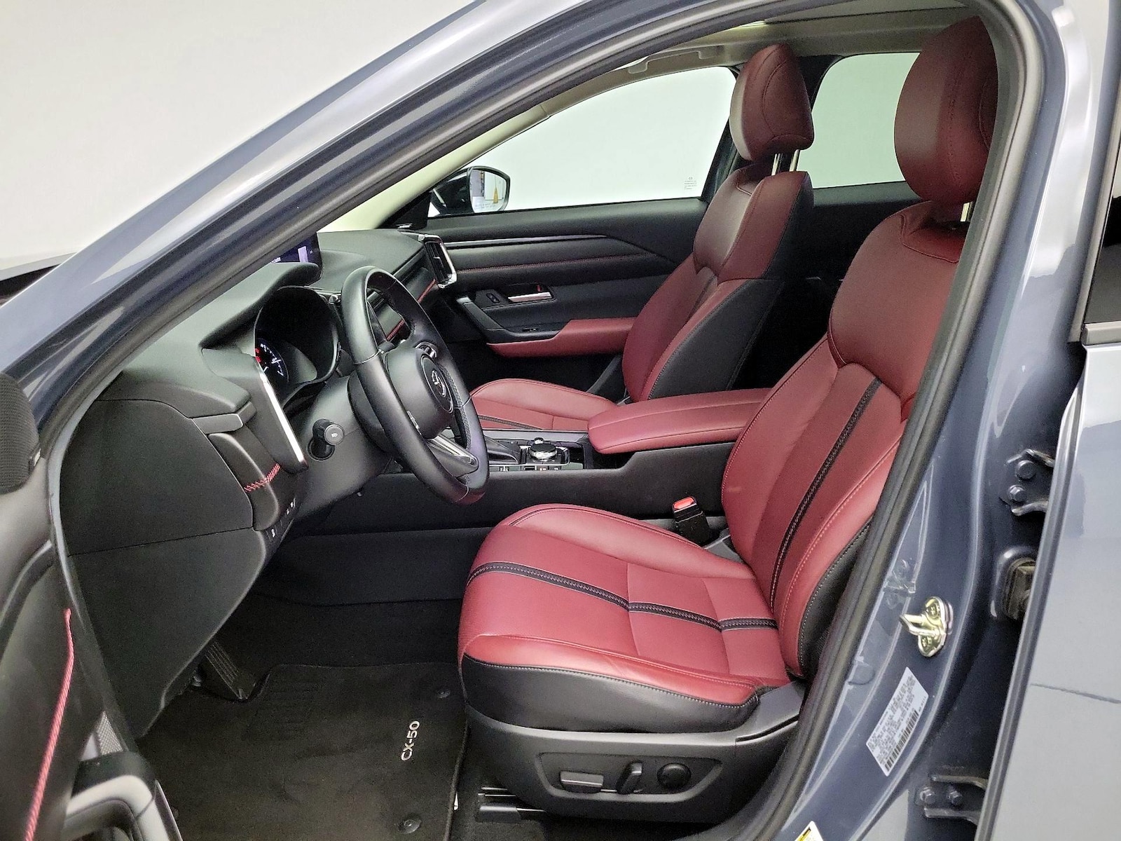 2025 Mazda CX-50 Premium Plus - Photo 12