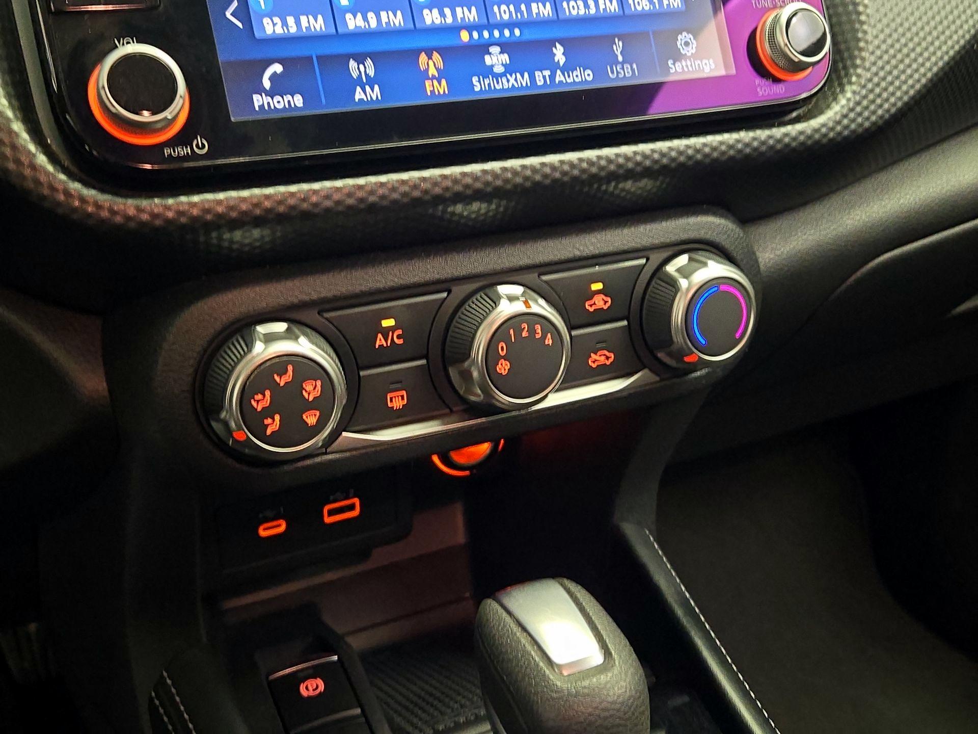 Thumbnail: 2023 Nissan Kicks - 15