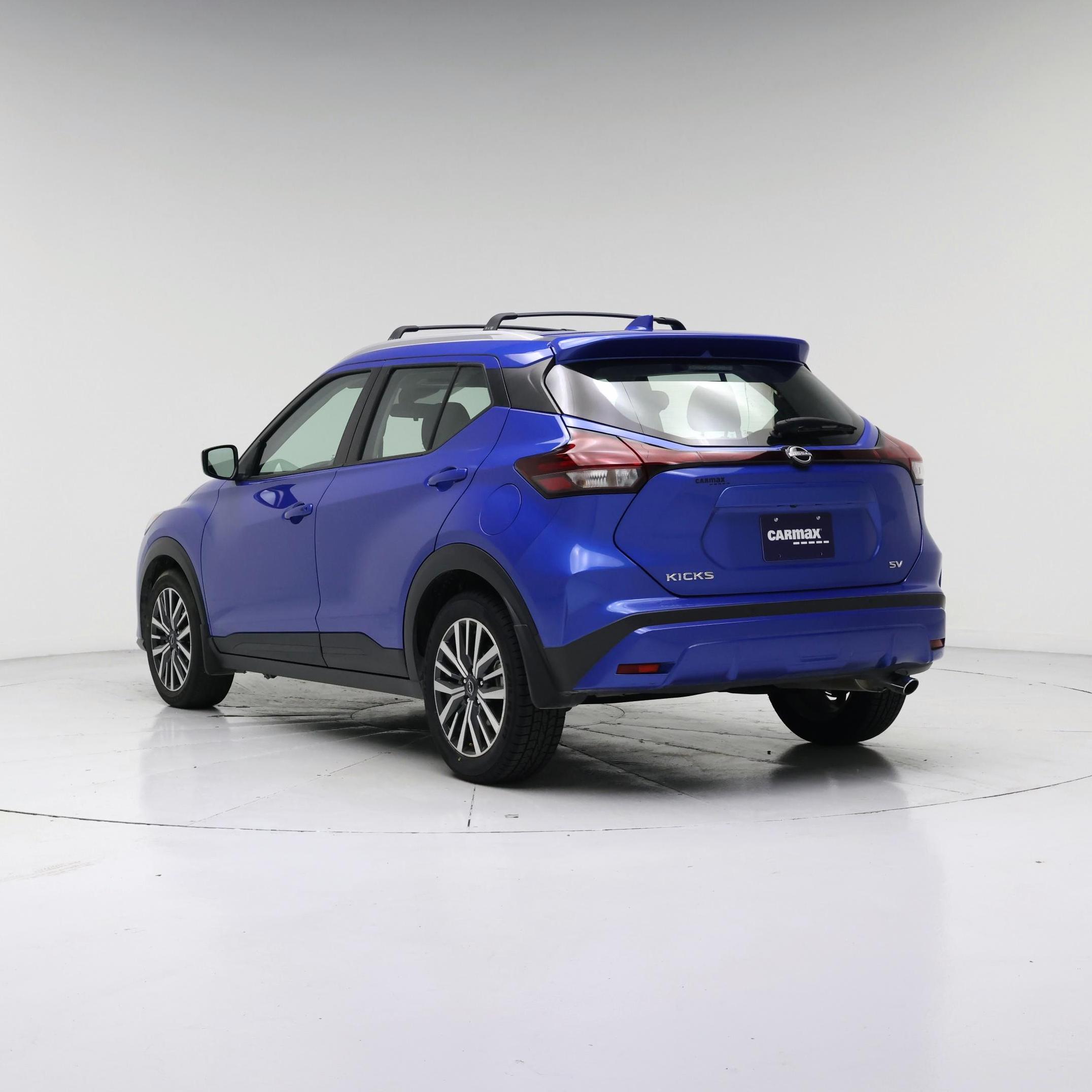 Thumbnail: 2023 Nissan Kicks - 2