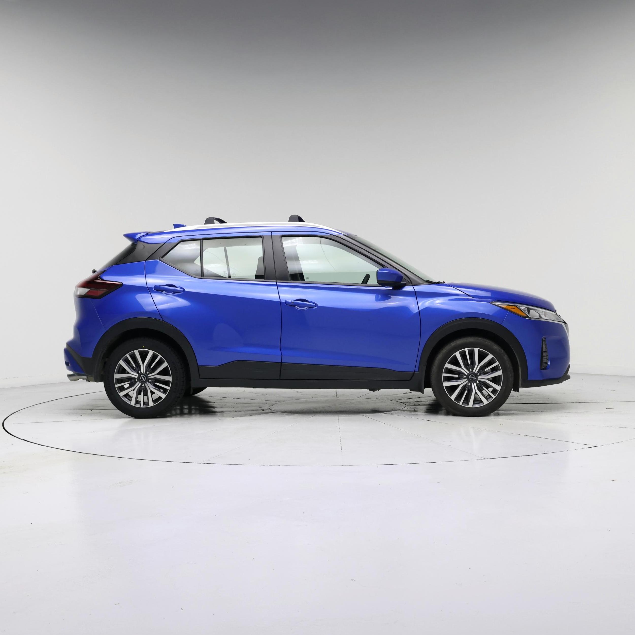 Thumbnail: 2023 Nissan Kicks - 7