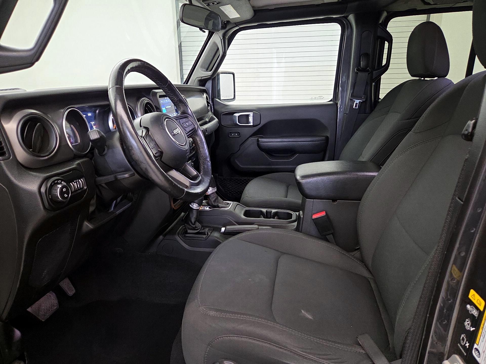 Thumbnail: 2022 Jeep Gladiator - 11