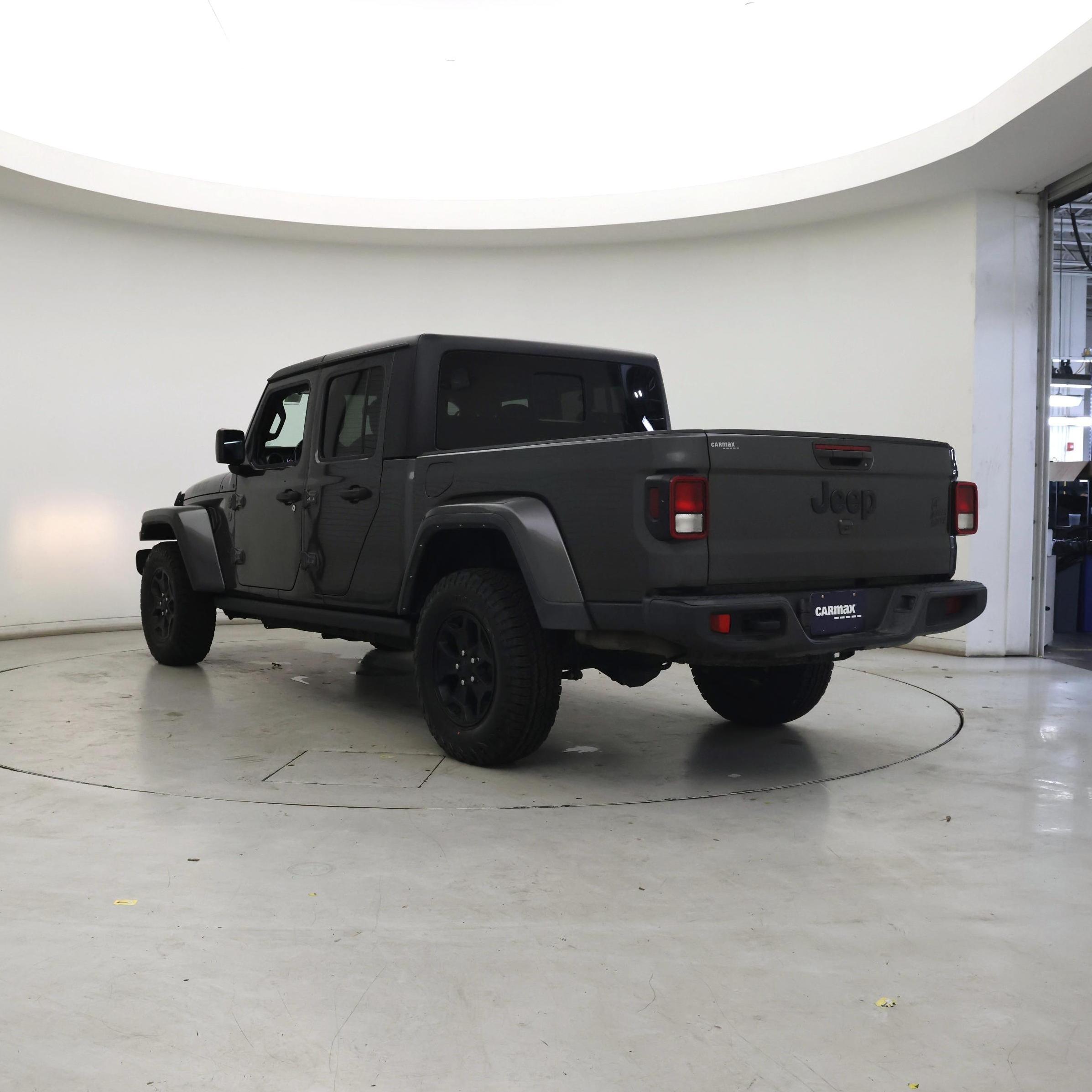 Thumbnail: 2022 Jeep Gladiator - 2