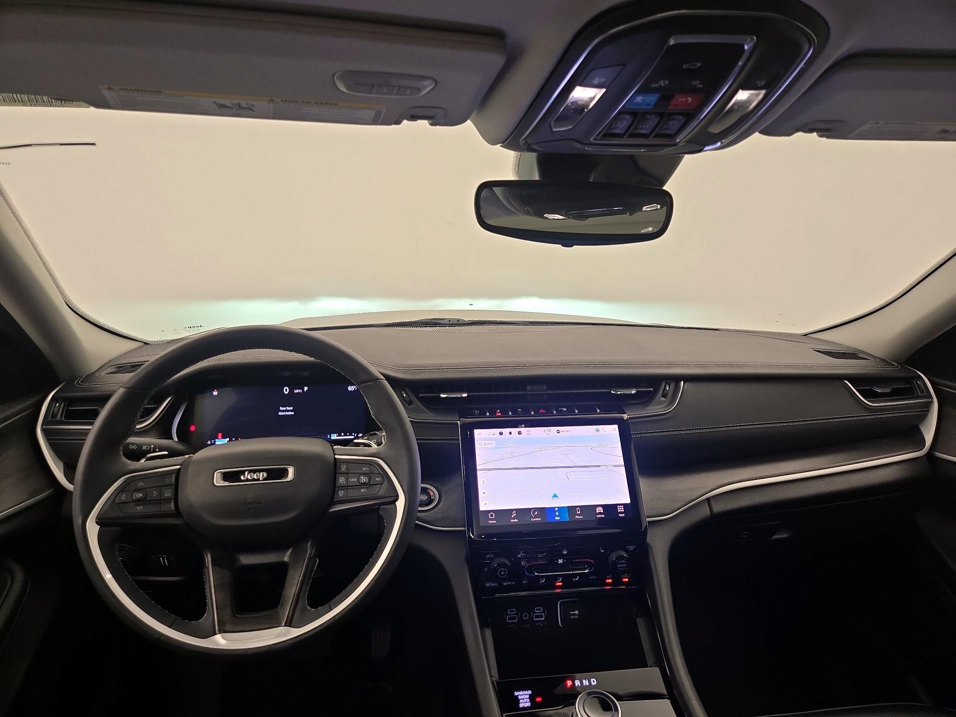 Thumbnail: 2023 Jeep Grand Cherokee - 9