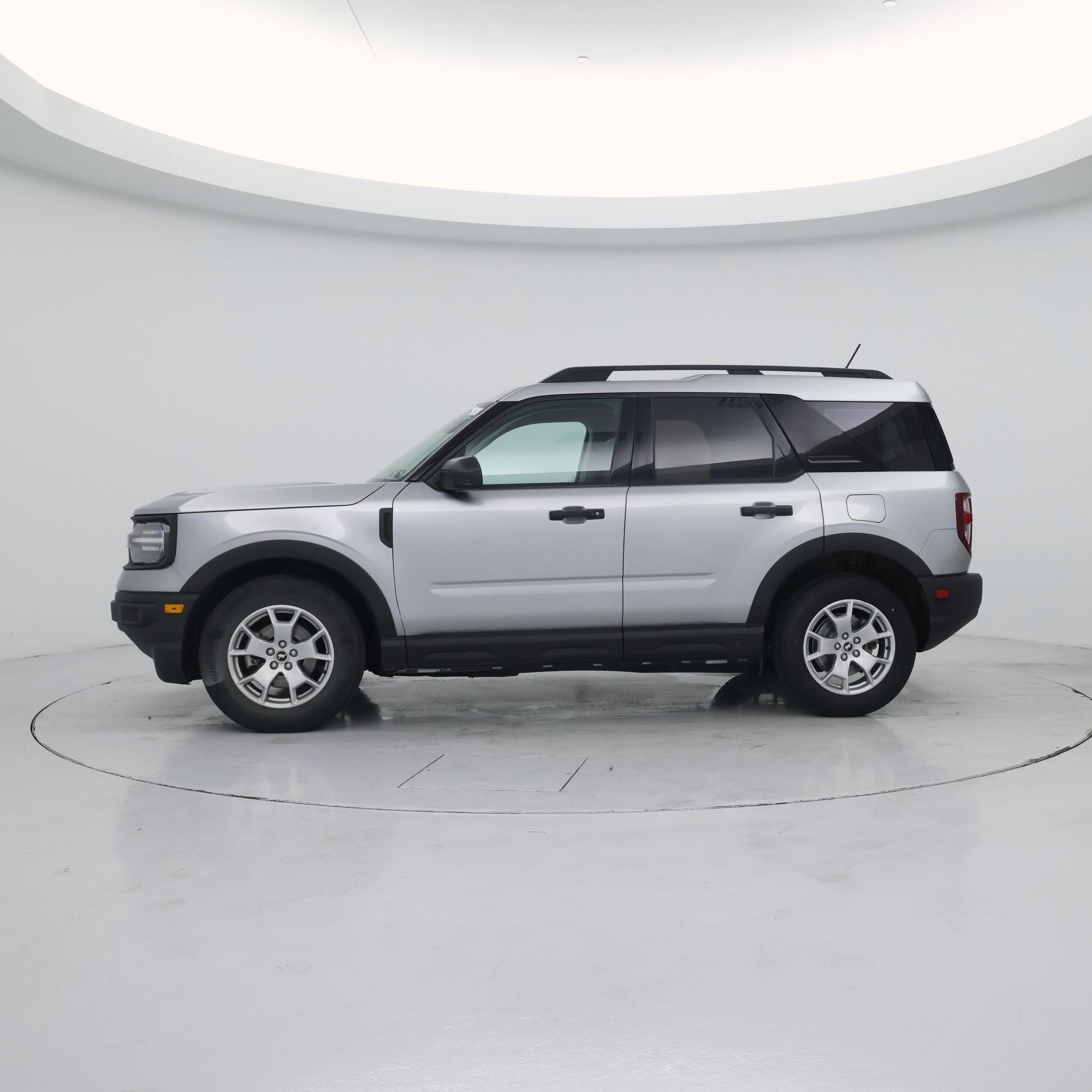 Thumbnail: 2021 Ford Bronco Sport - 3