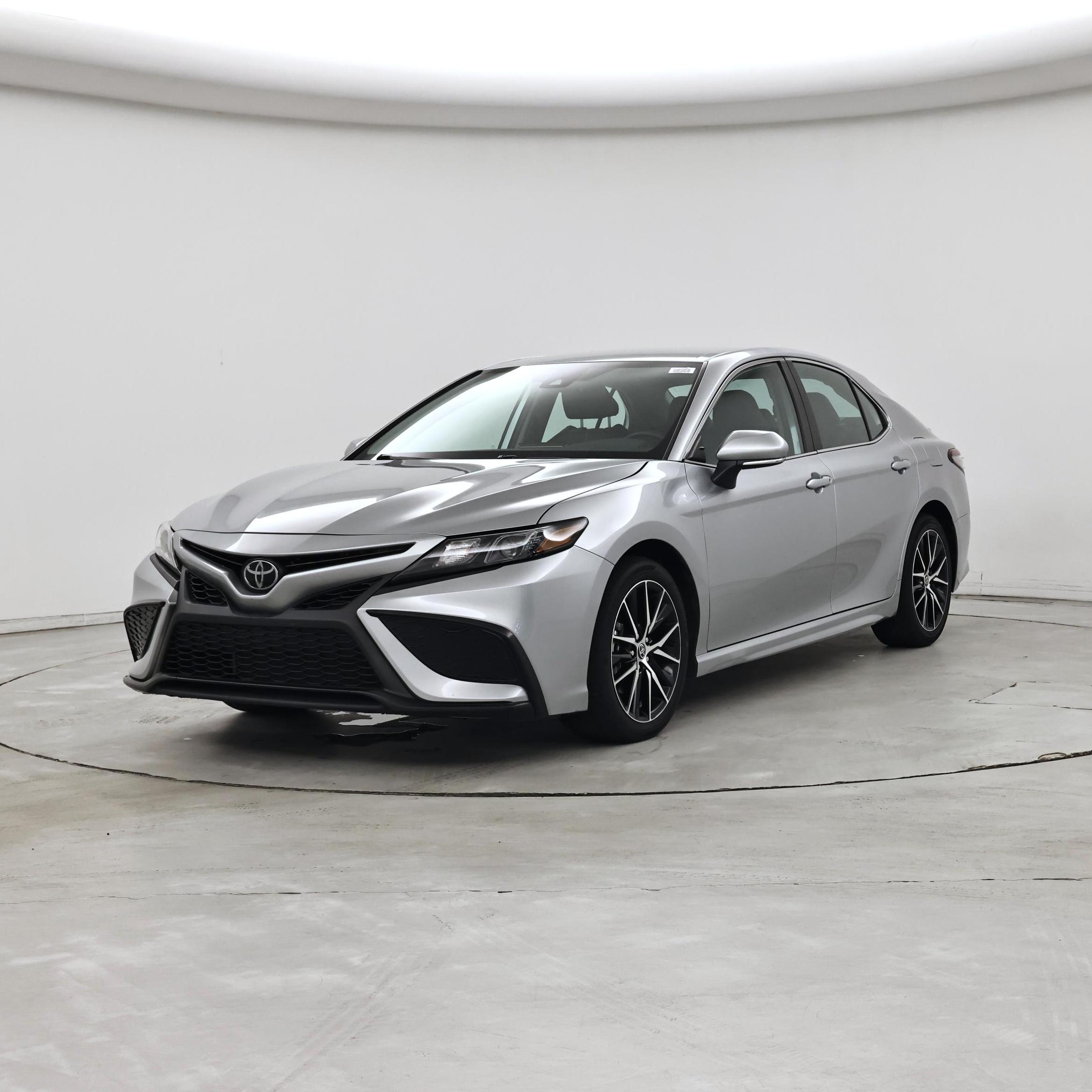 Thumbnail: 2023 Toyota Camry - 4
