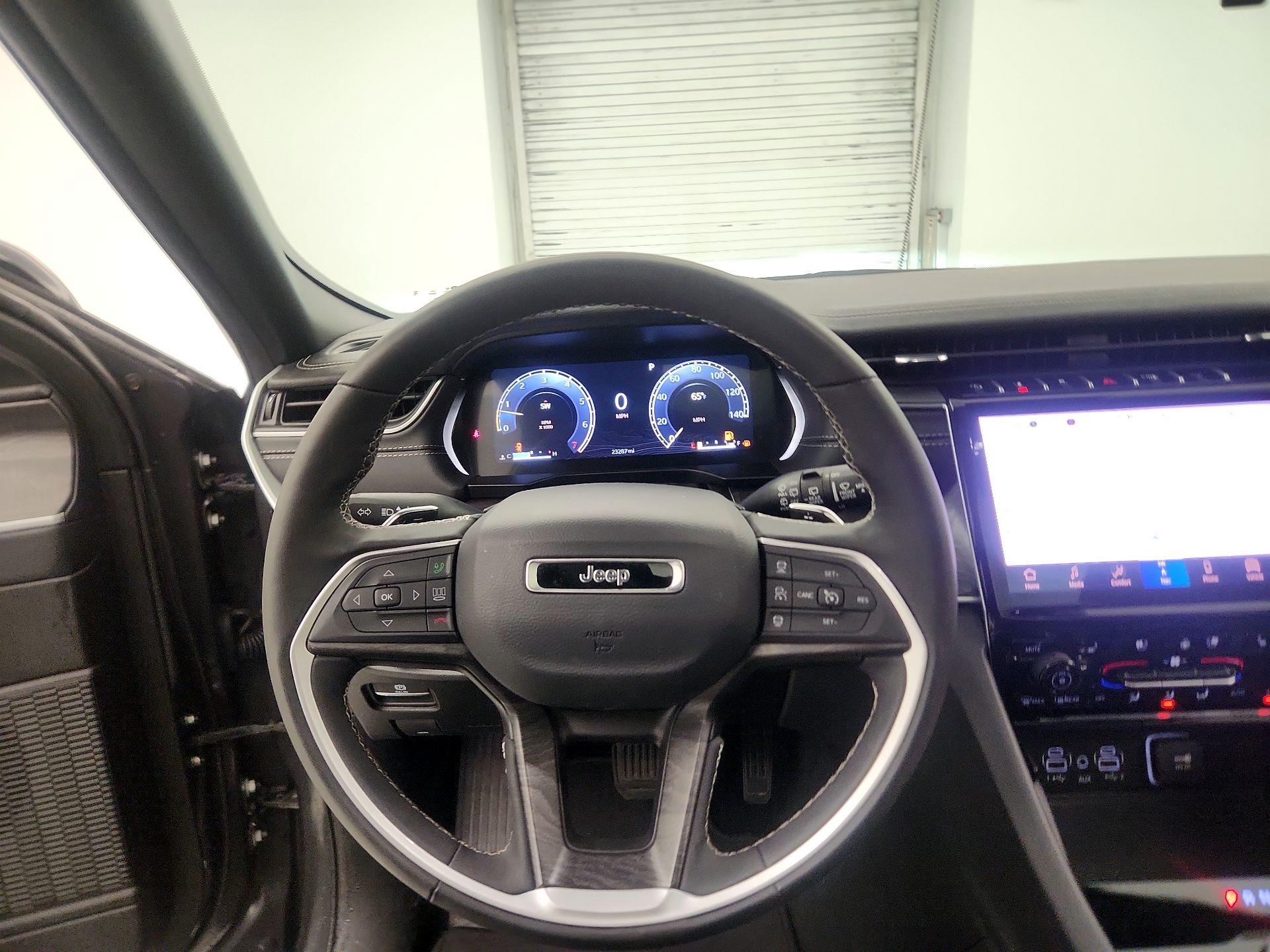 Thumbnail: 2025 Jeep Grand Cherokee - 10