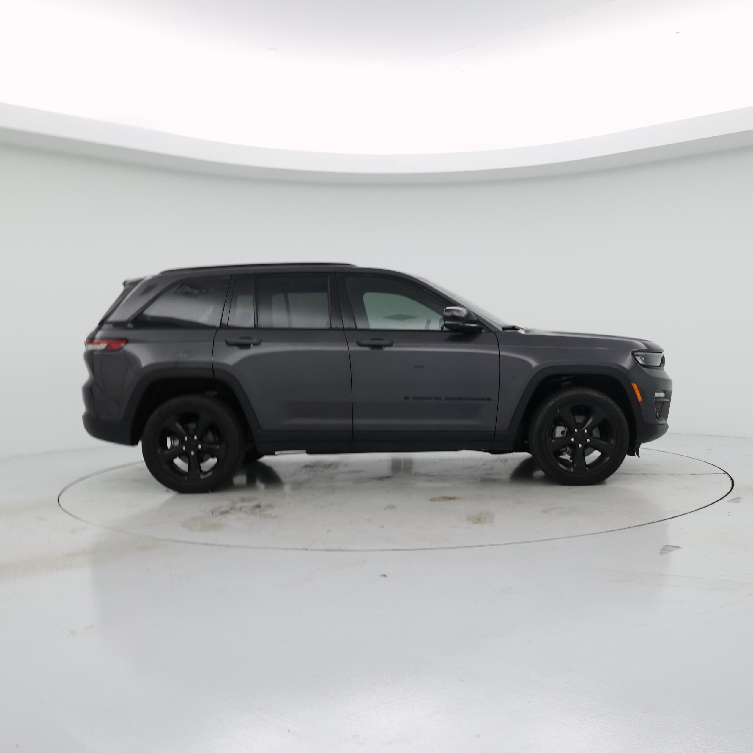 Thumbnail: 2025 Jeep Grand Cherokee - 7