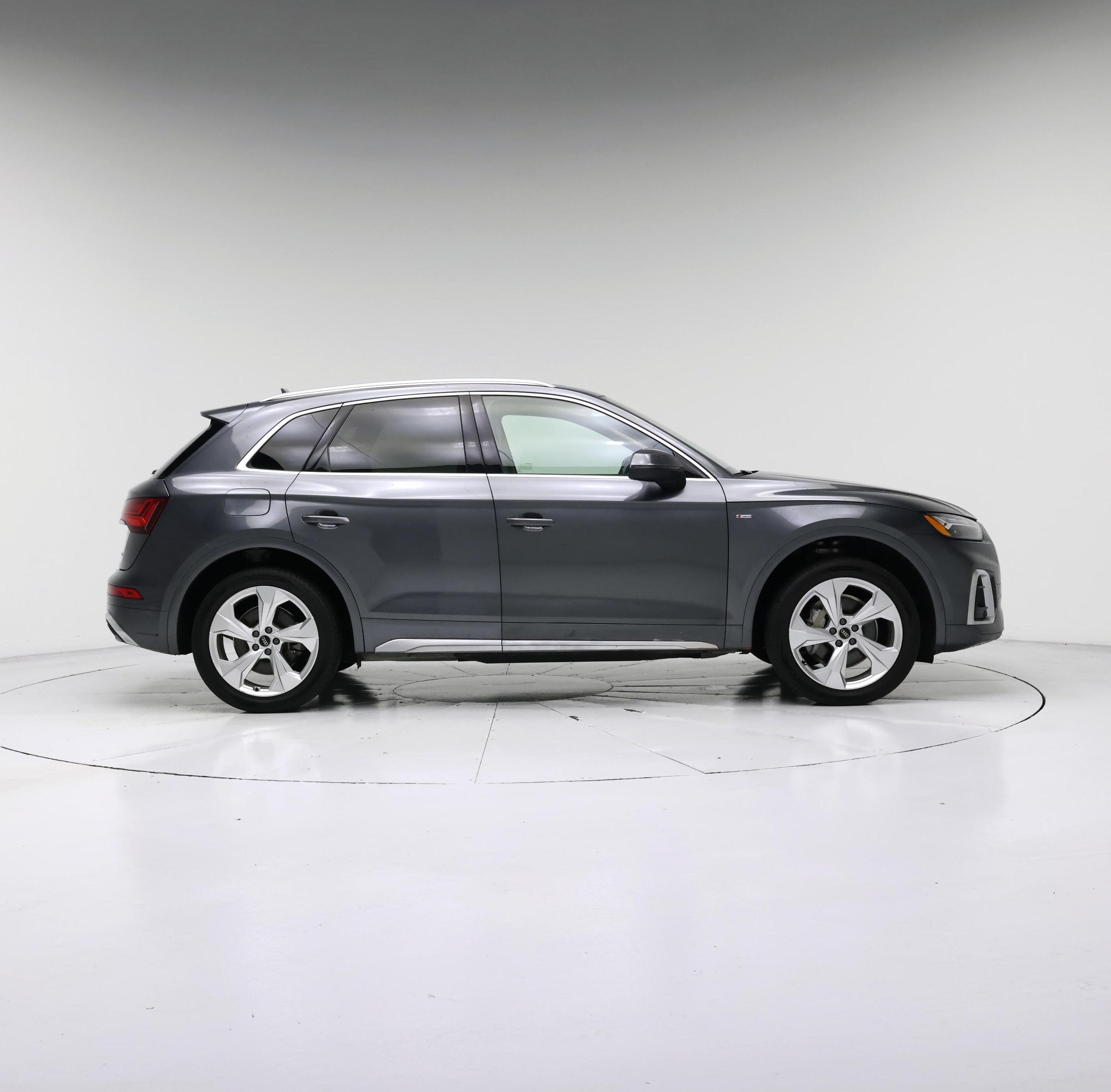 Thumbnail: 2022 Audi Q5 - 7