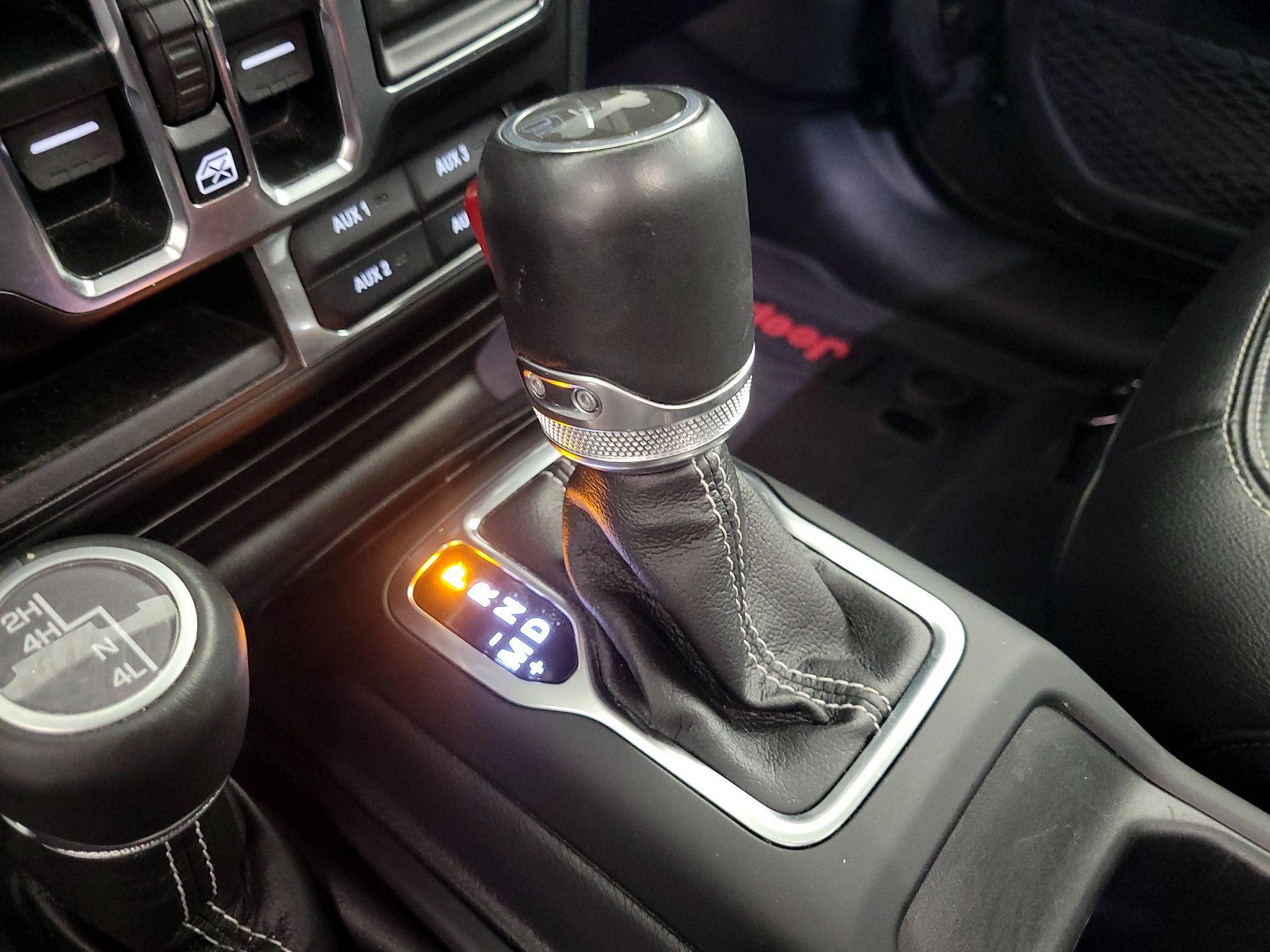 Thumbnail: 2021 Jeep Wrangler - 17