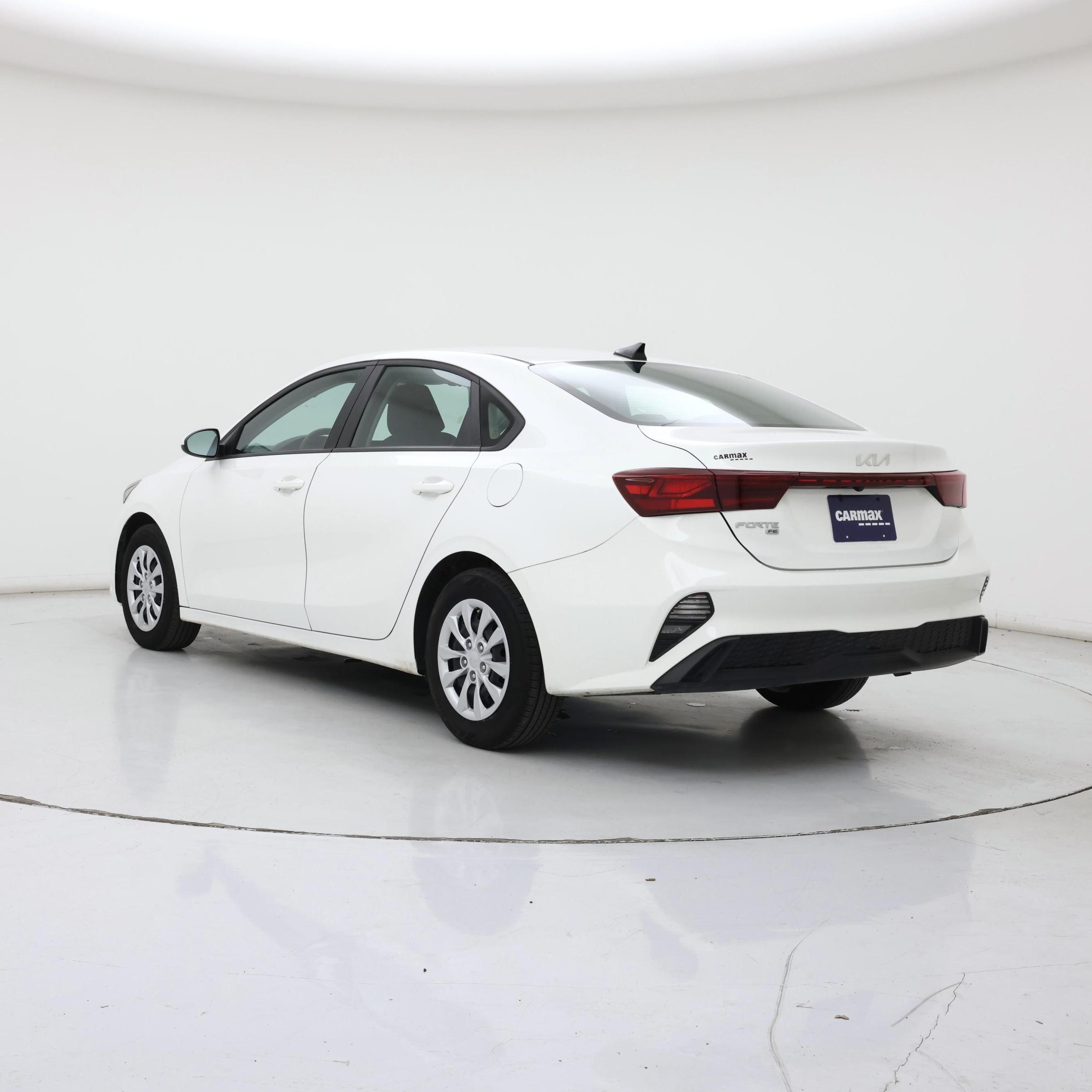 Thumbnail: 2024 Kia Forte - 2