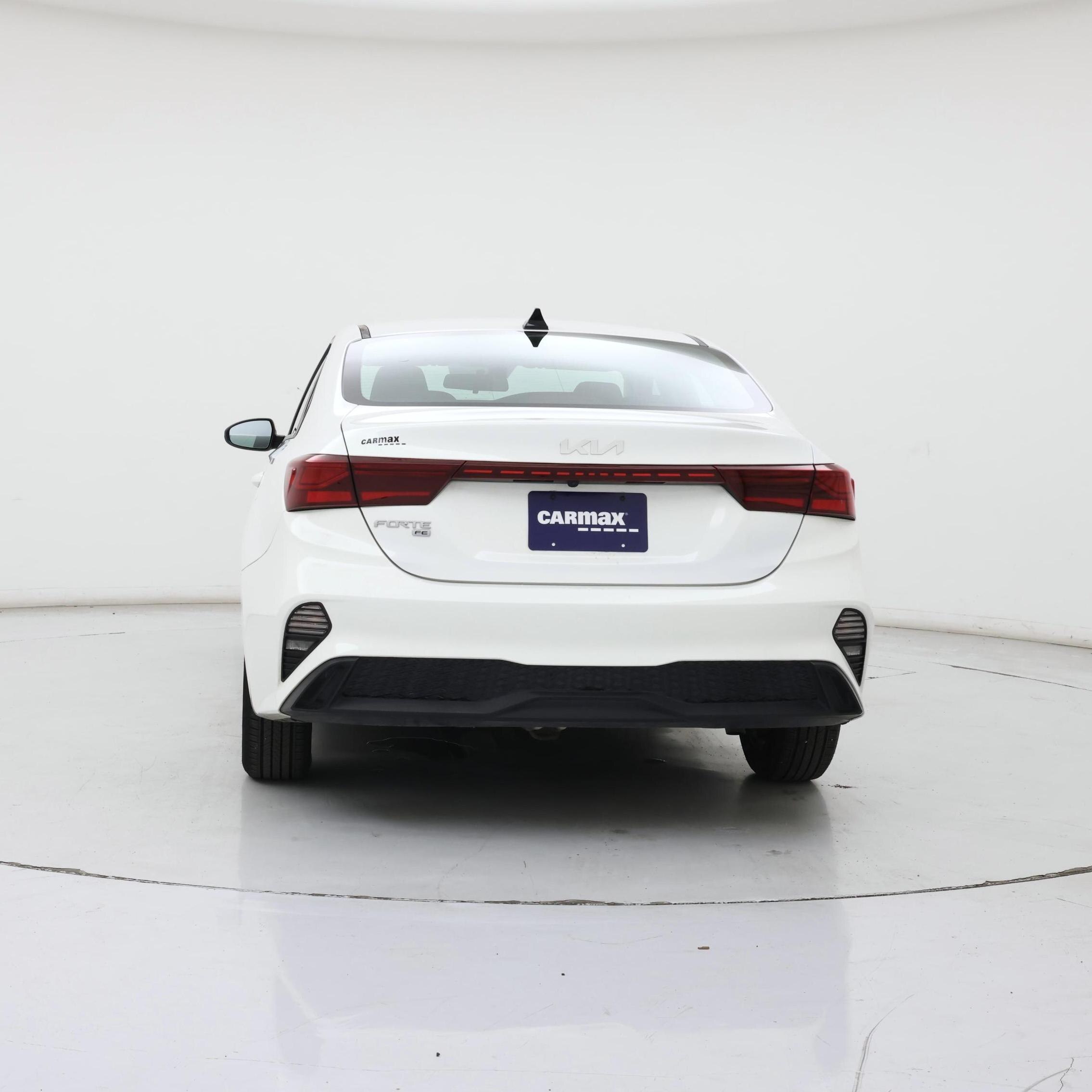 Thumbnail: 2024 Kia Forte - 6
