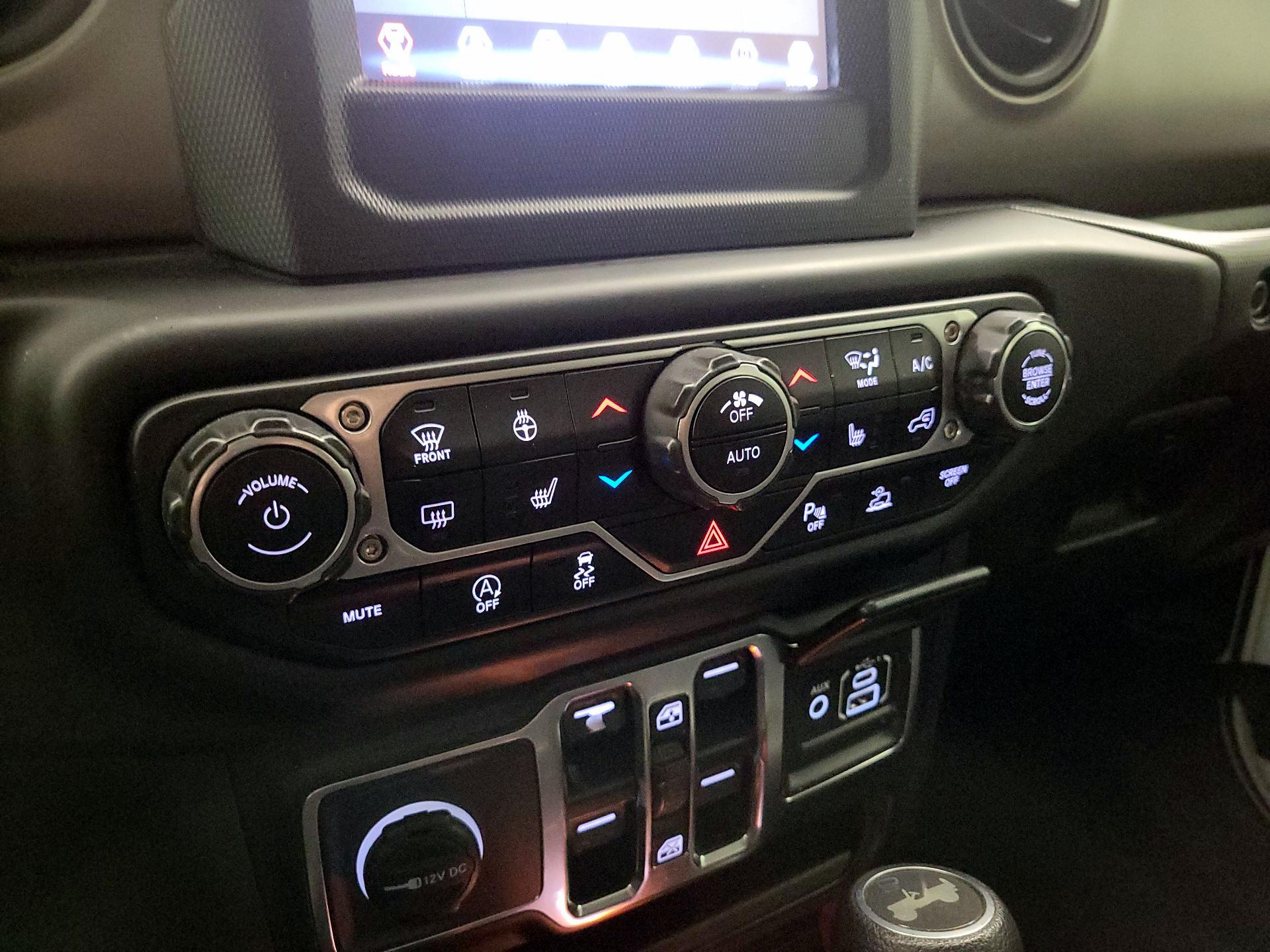 Thumbnail: 2021 Jeep Wrangler - 16