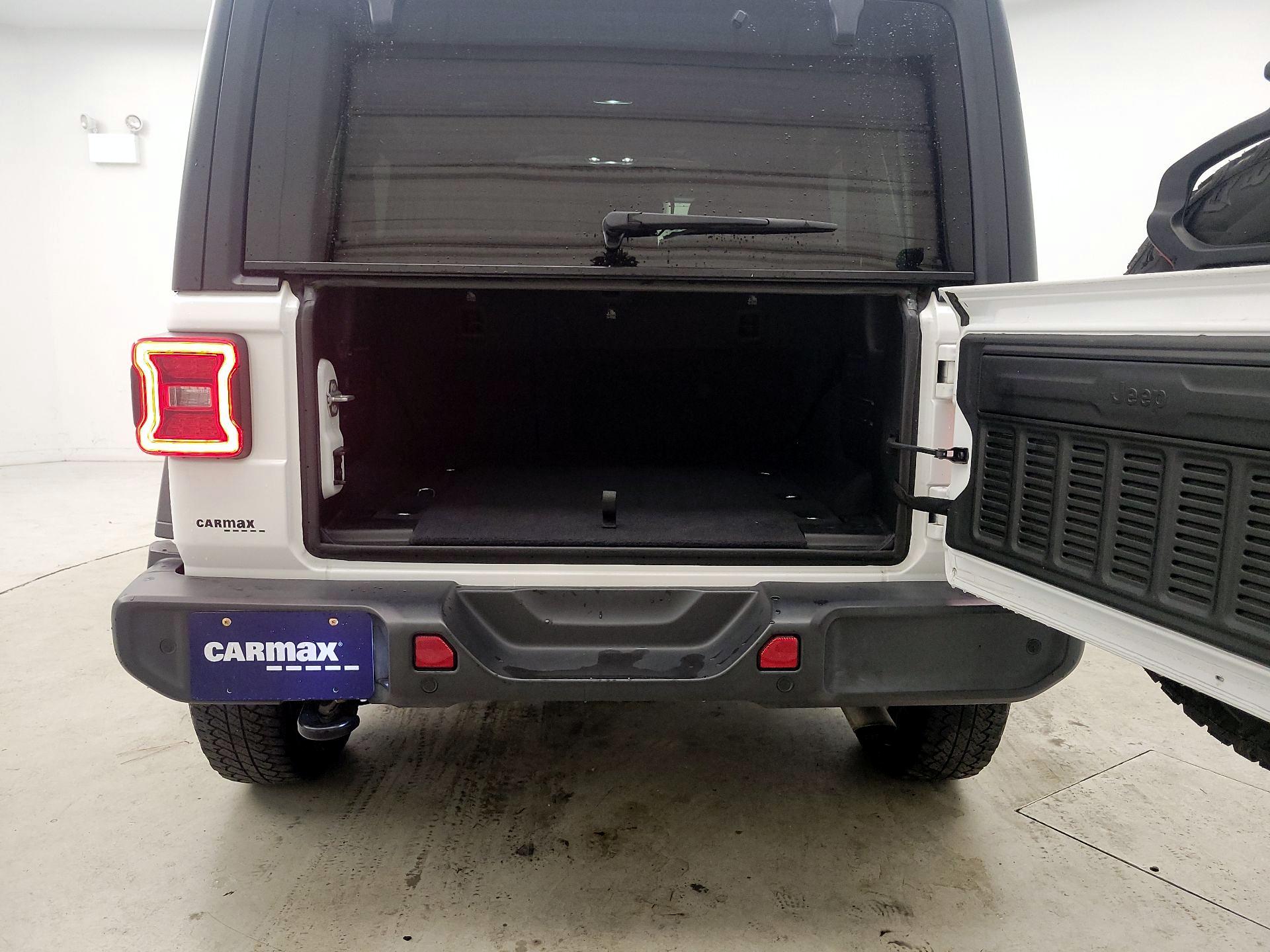 Thumbnail: 2021 Jeep Wrangler - 20