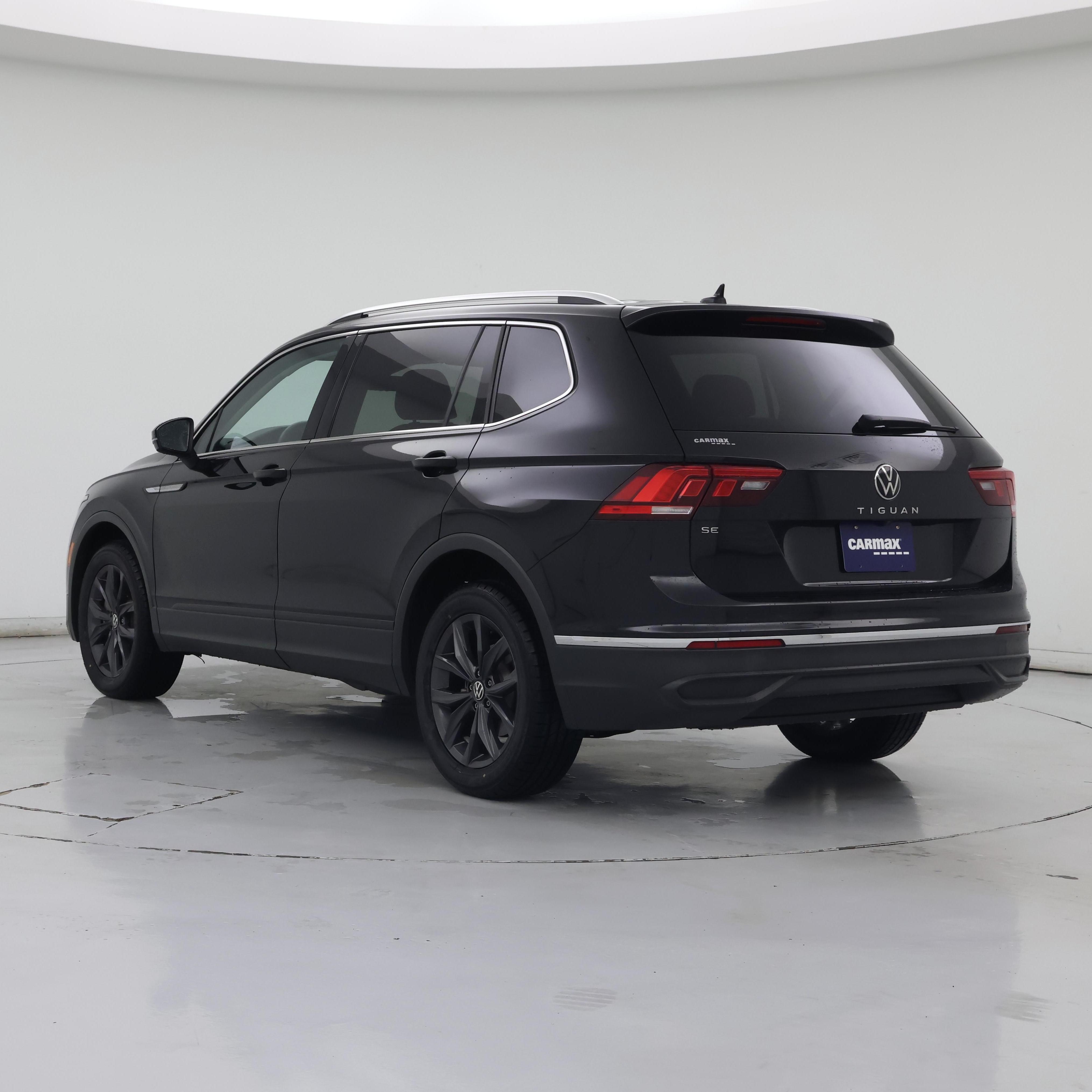 Thumbnail: 2022 Volkswagen Tiguan - 2