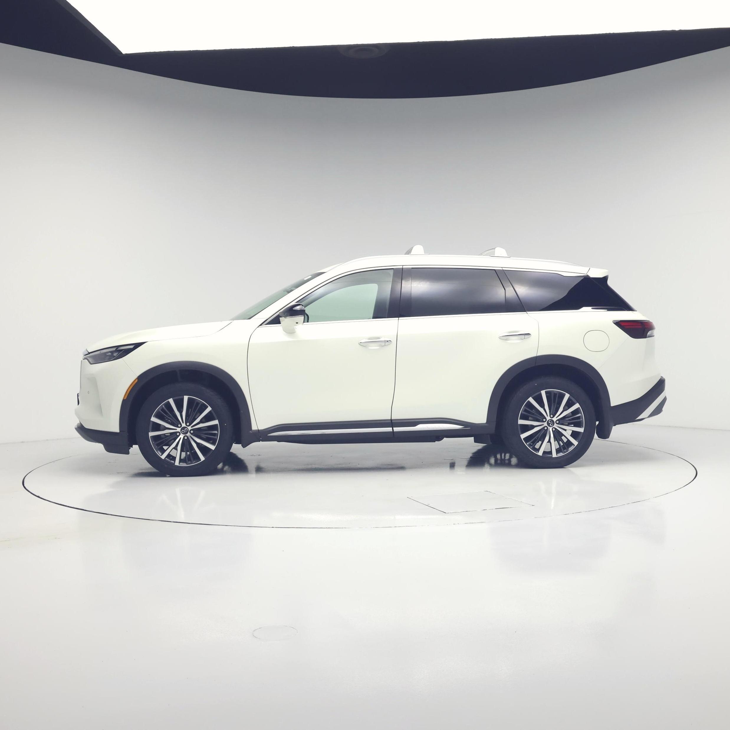 Thumbnail: 2023 INFINITI QX60 - 3