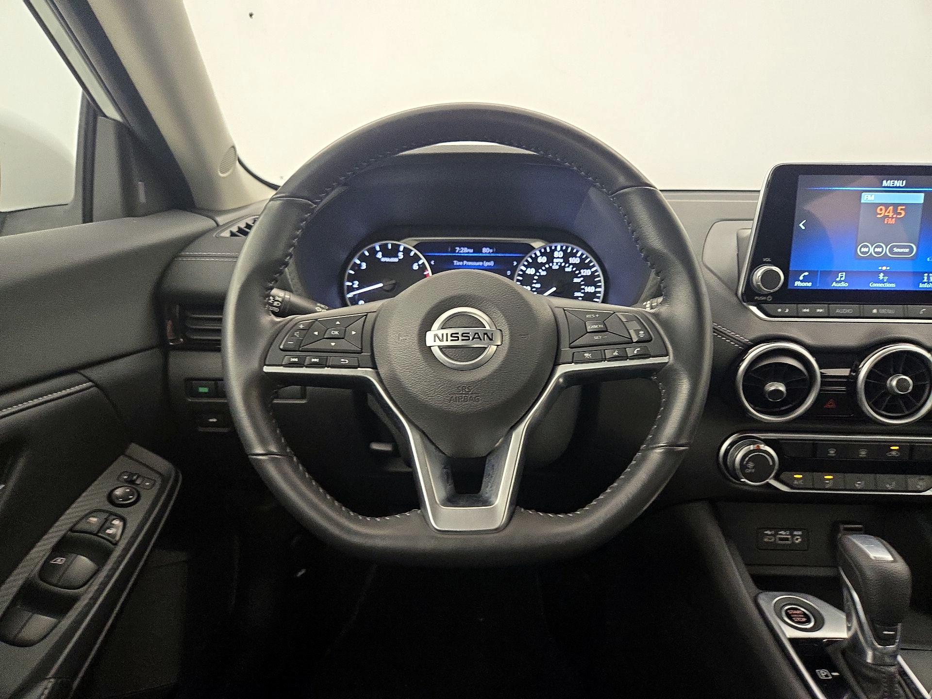 Thumbnail: 2022 Nissan Sentra - 10