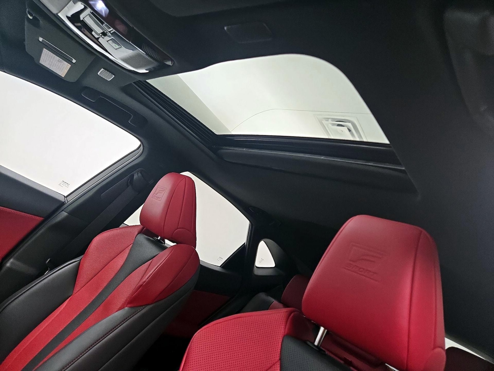 2025 Lexus NX 350 - Photo 20