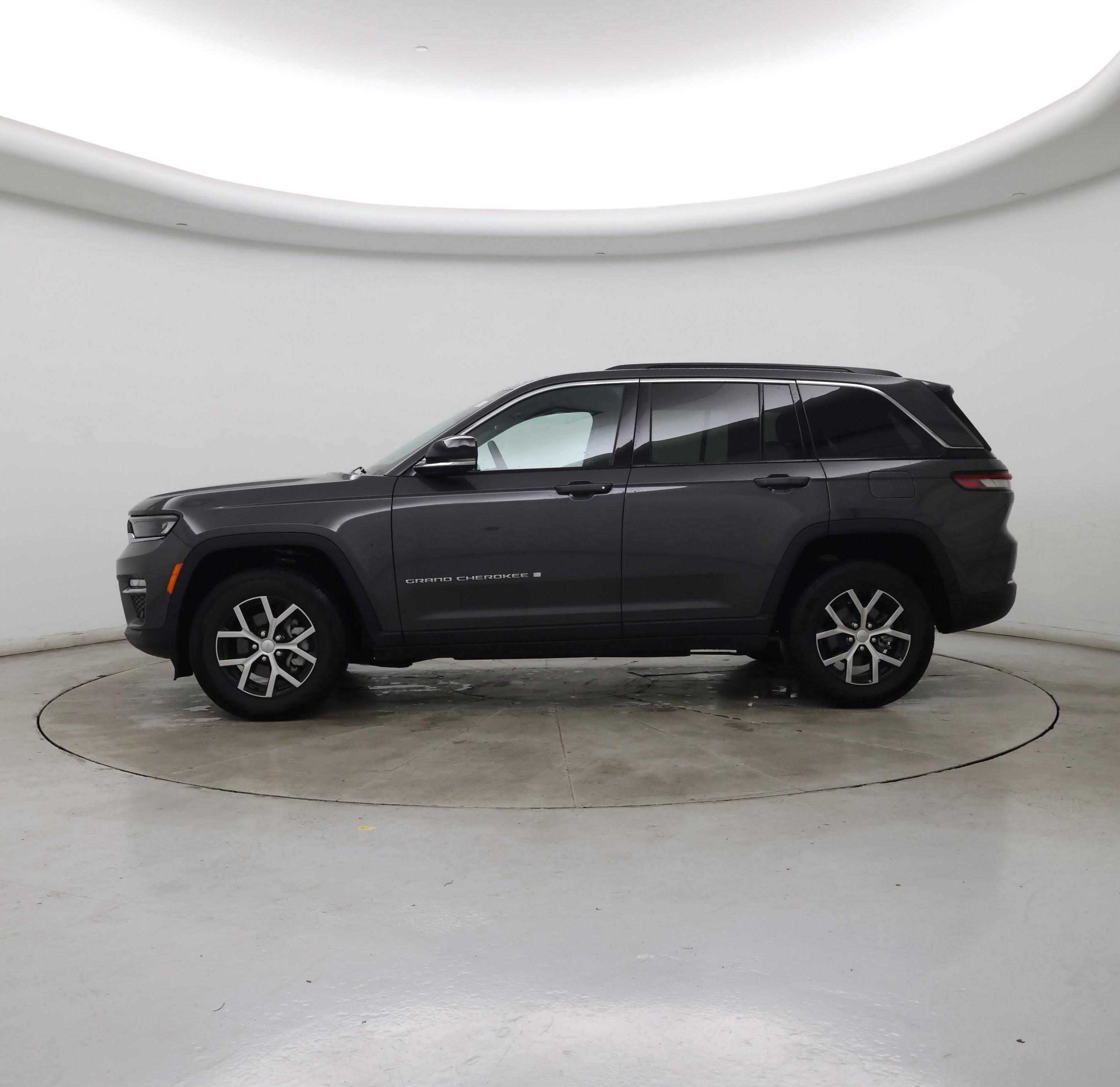 Thumbnail: 2024 Jeep Grand Cherokee - 3