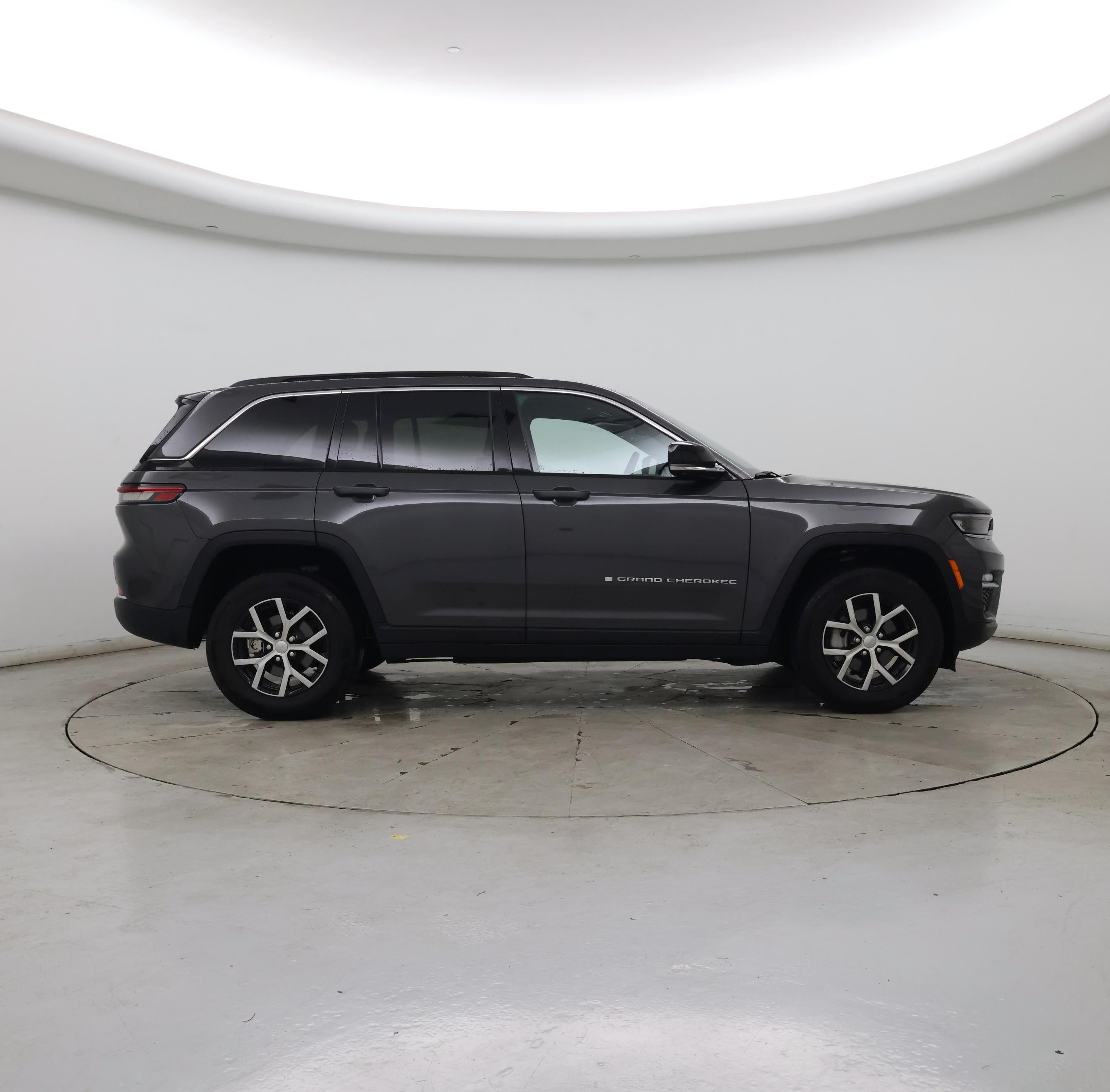 Thumbnail: 2024 Jeep Grand Cherokee - 7