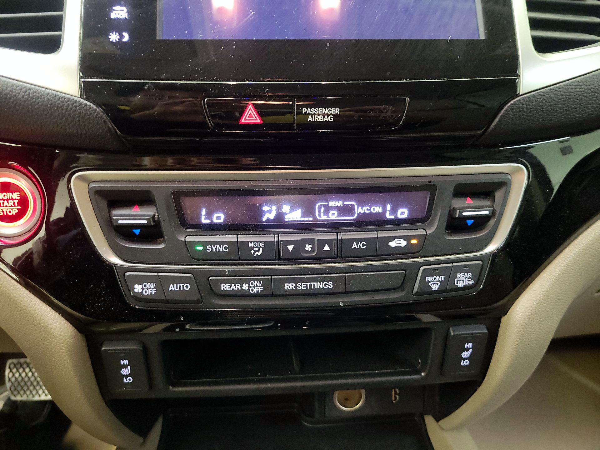 Thumbnail: 2018 Honda Ridgeline - 17