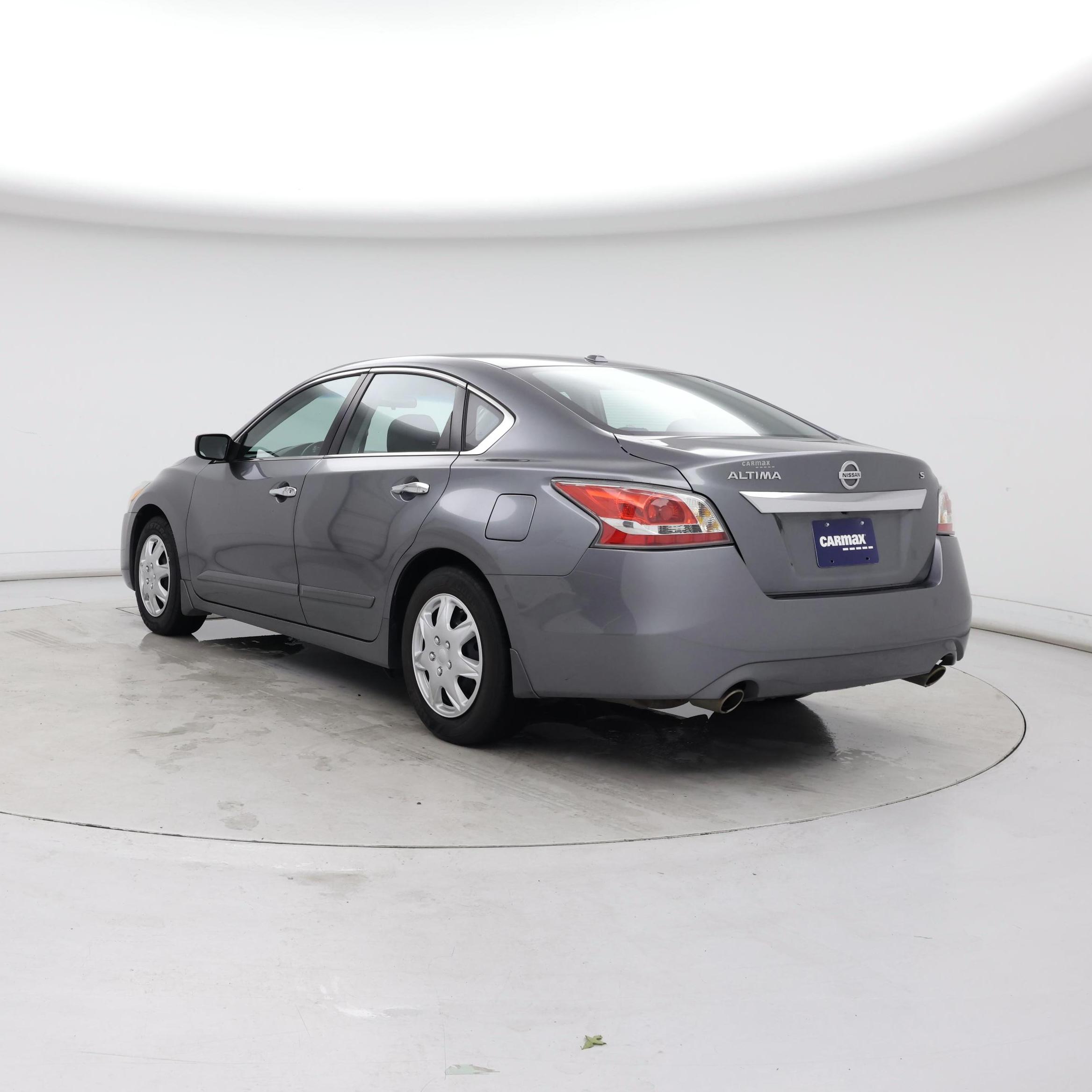 Thumbnail: 2015 Nissan Altima - 2