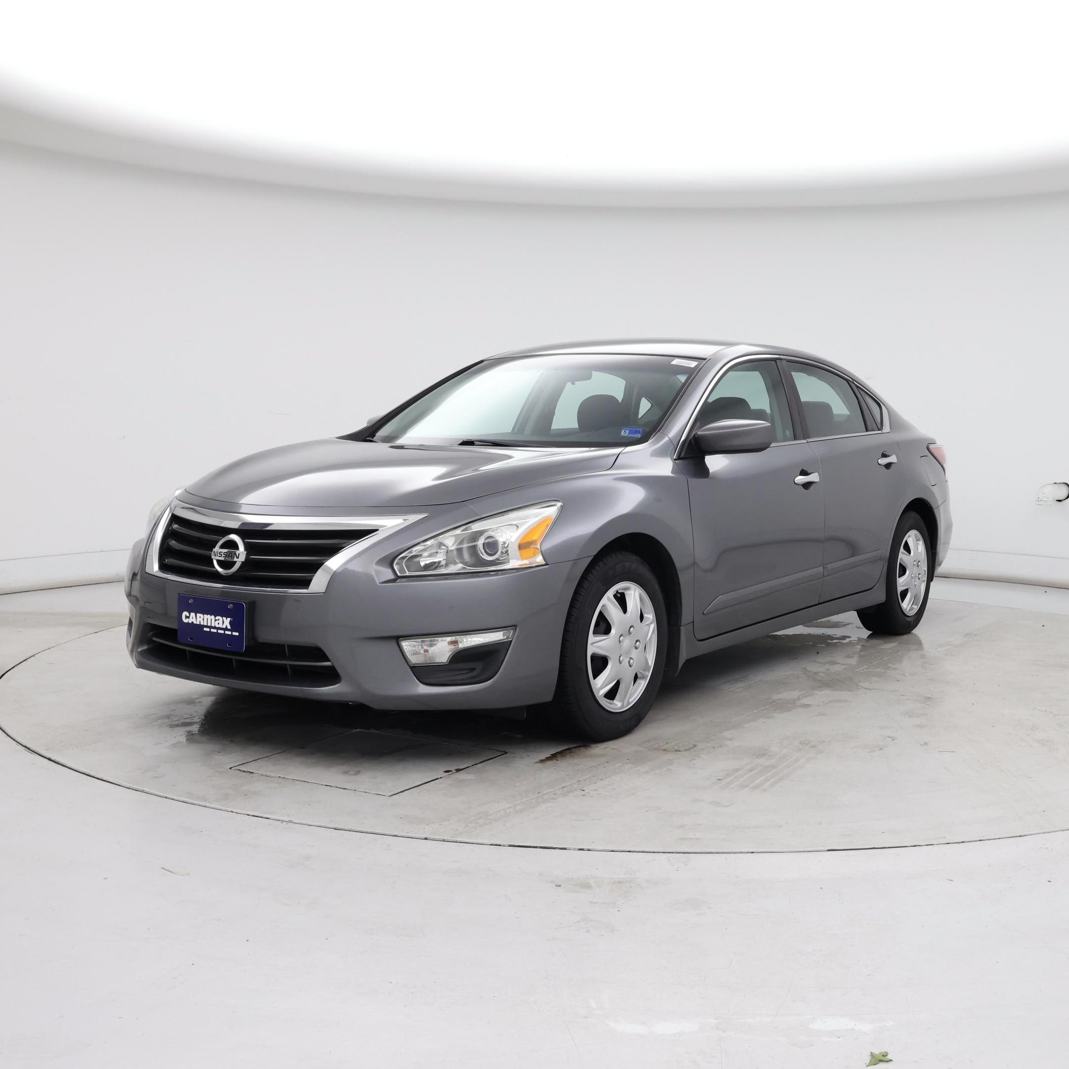 Thumbnail: 2015 Nissan Altima - 4