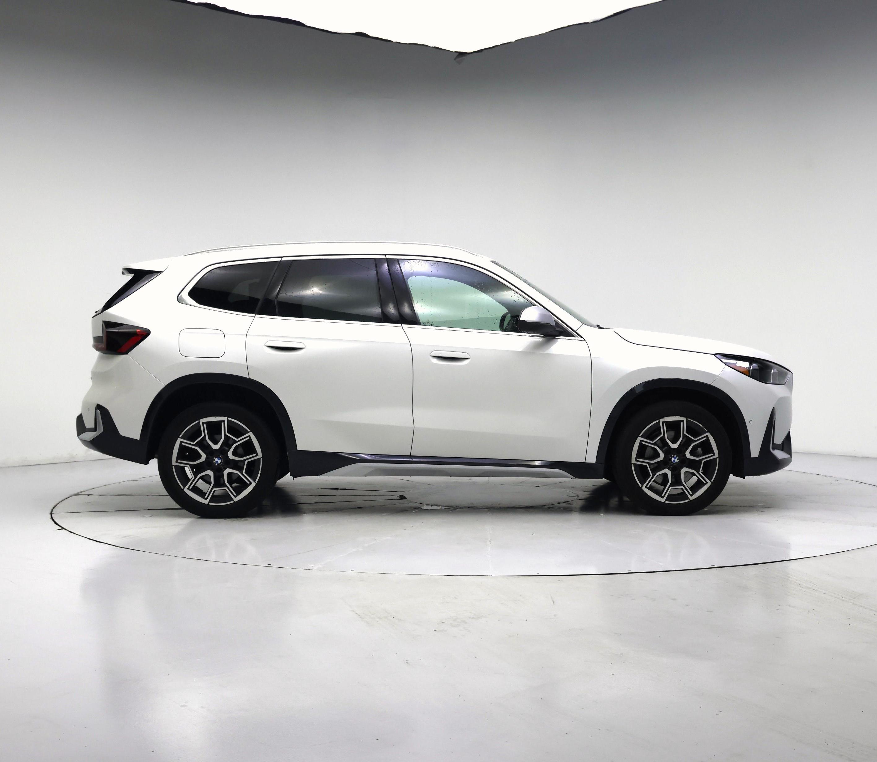 Thumbnail: 2023 BMW X1 - 7
